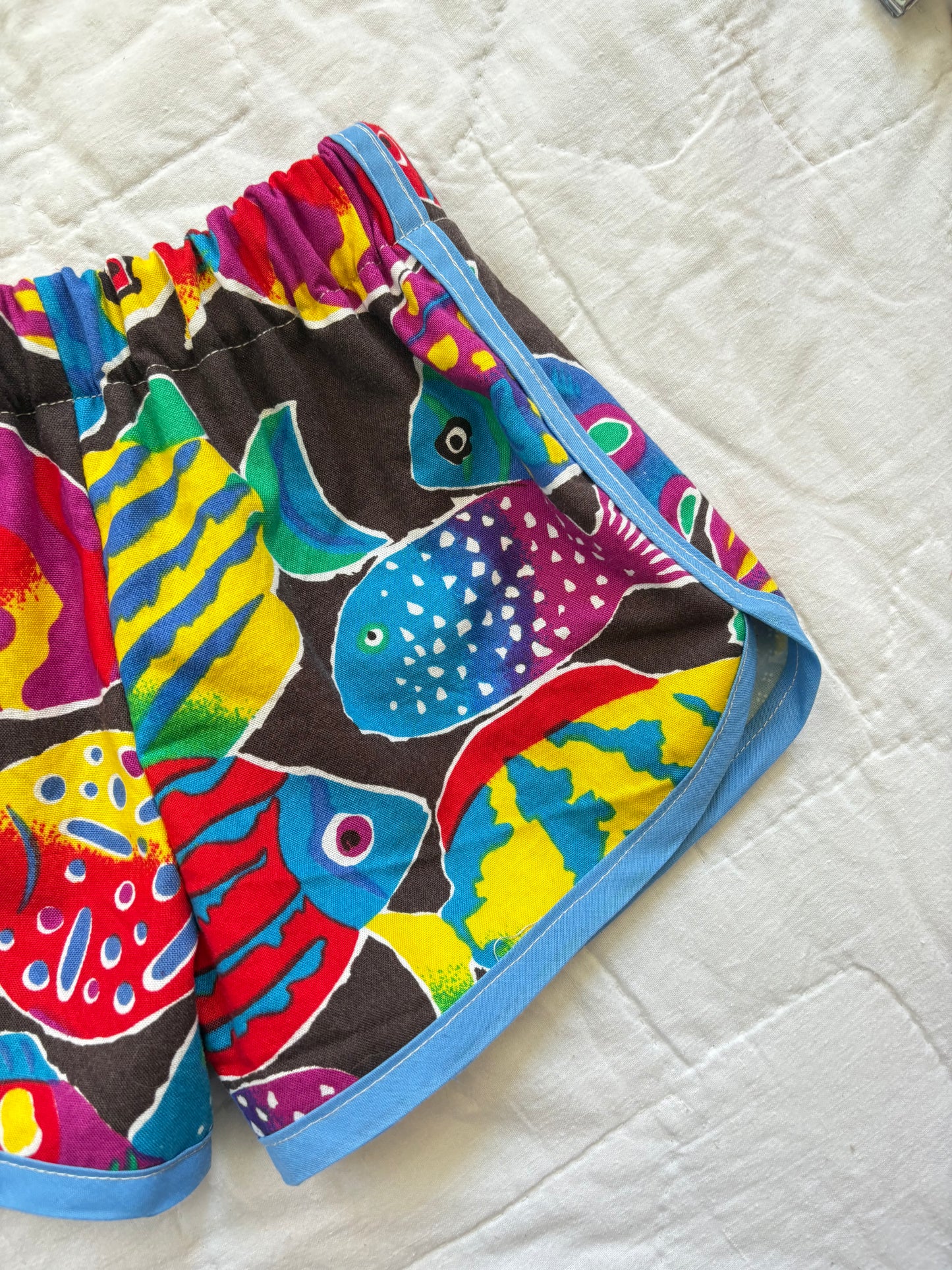 Rainbow fish track shorts - 2T
