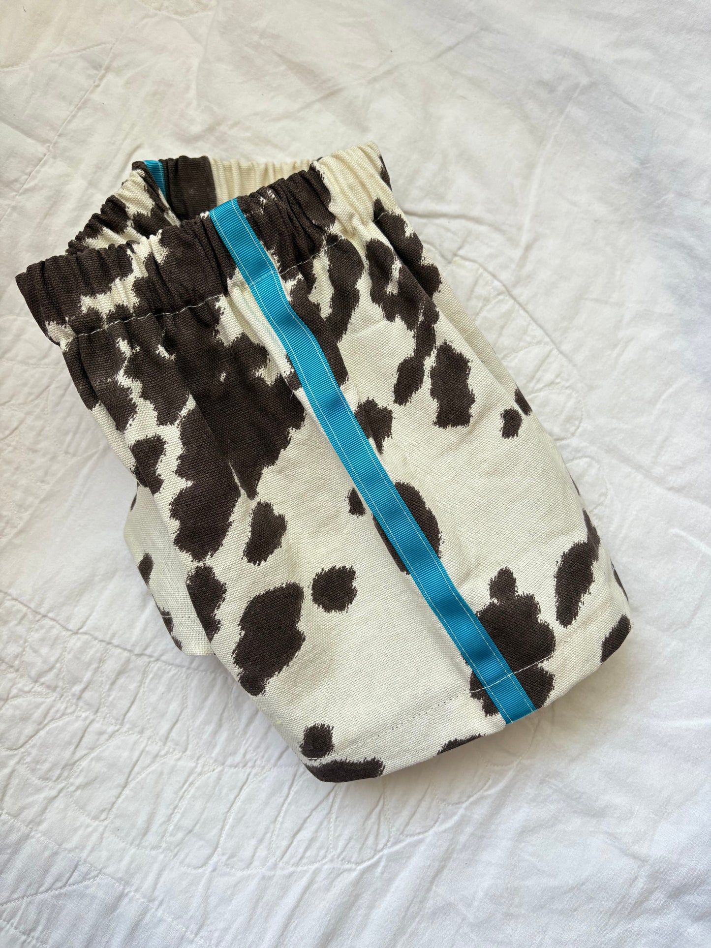 Canvas cow track shorts - 2T