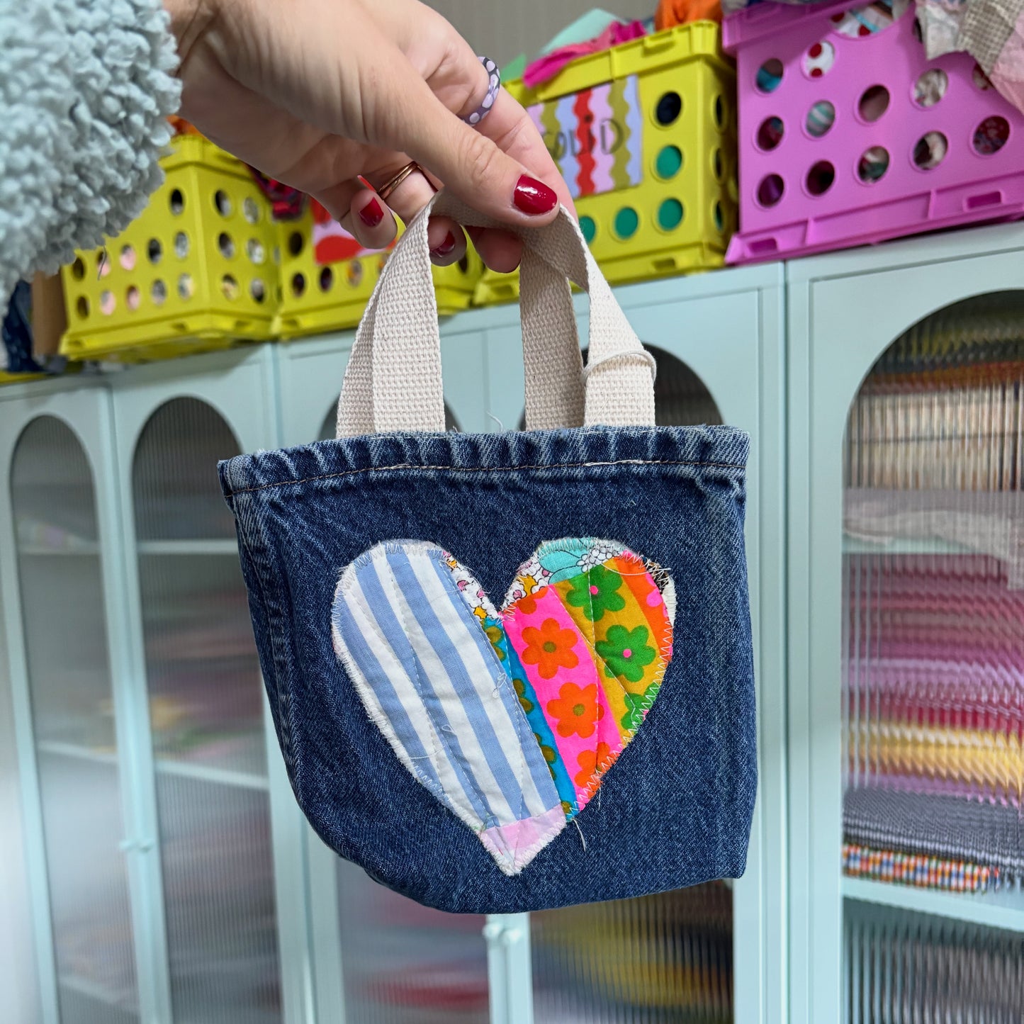 Tiny totes
