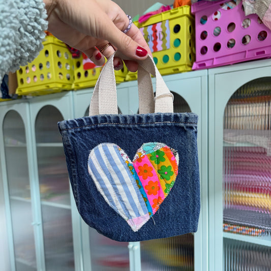 Tiny totes