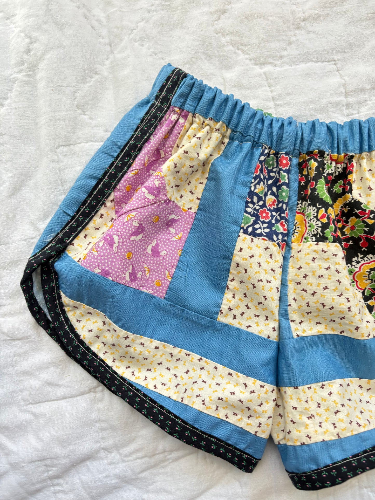 Quilt top track shorts - 4Y
