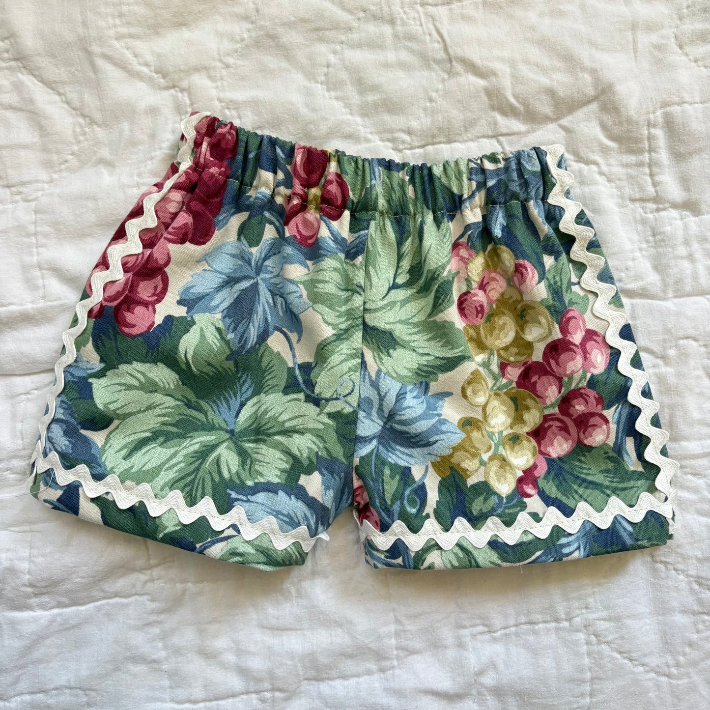 Regal grapes picnic shorts - made to order
