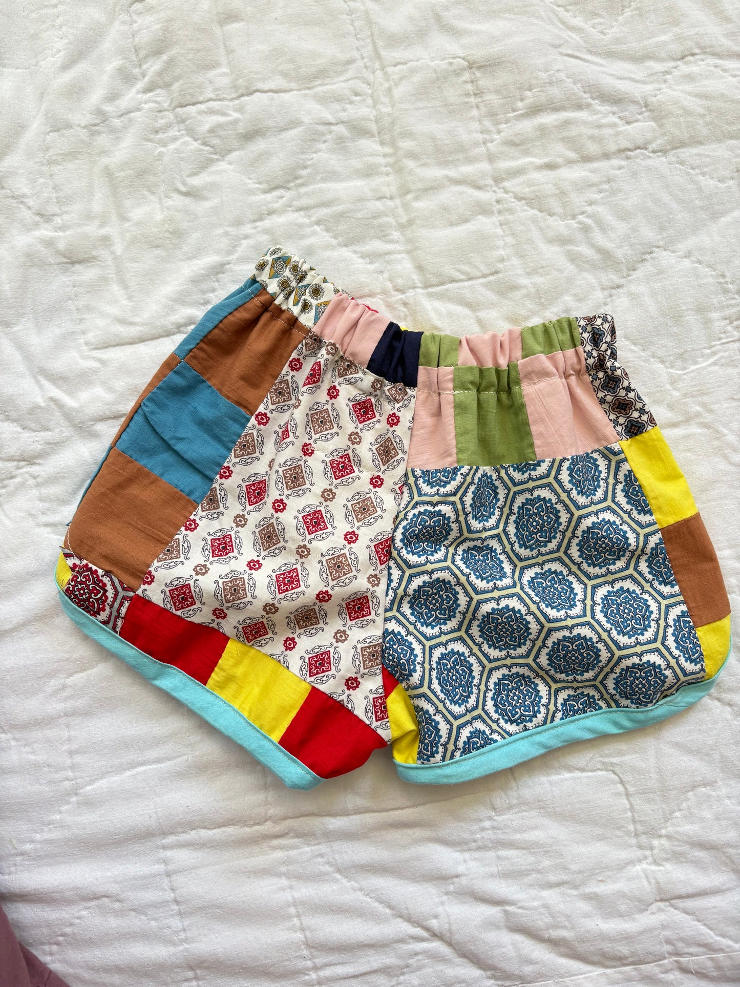 Quilt top track shorts - 3T
