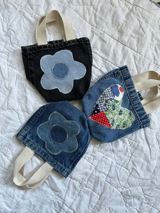 Tiny totes