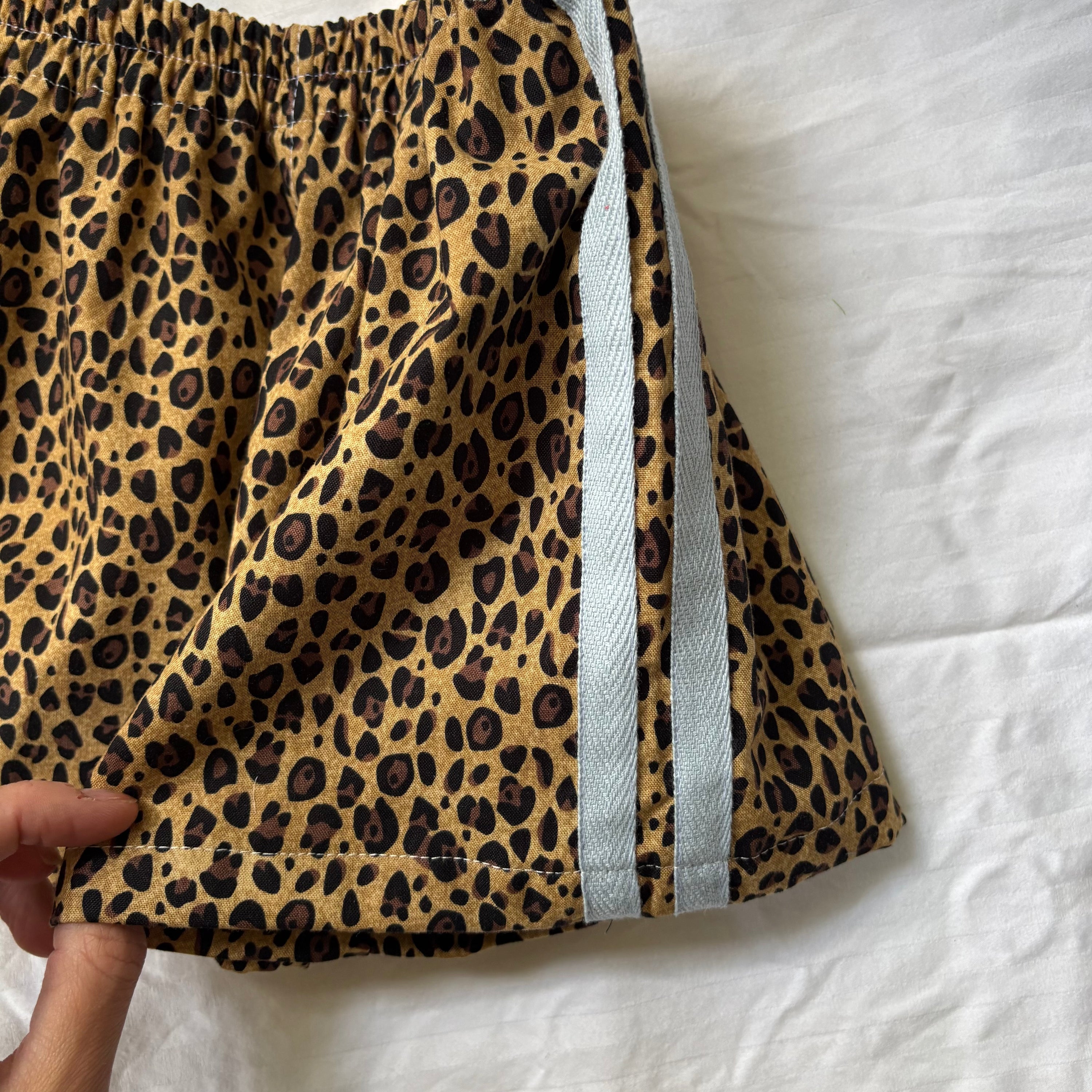 Cheetah stripe shorts - 4Y