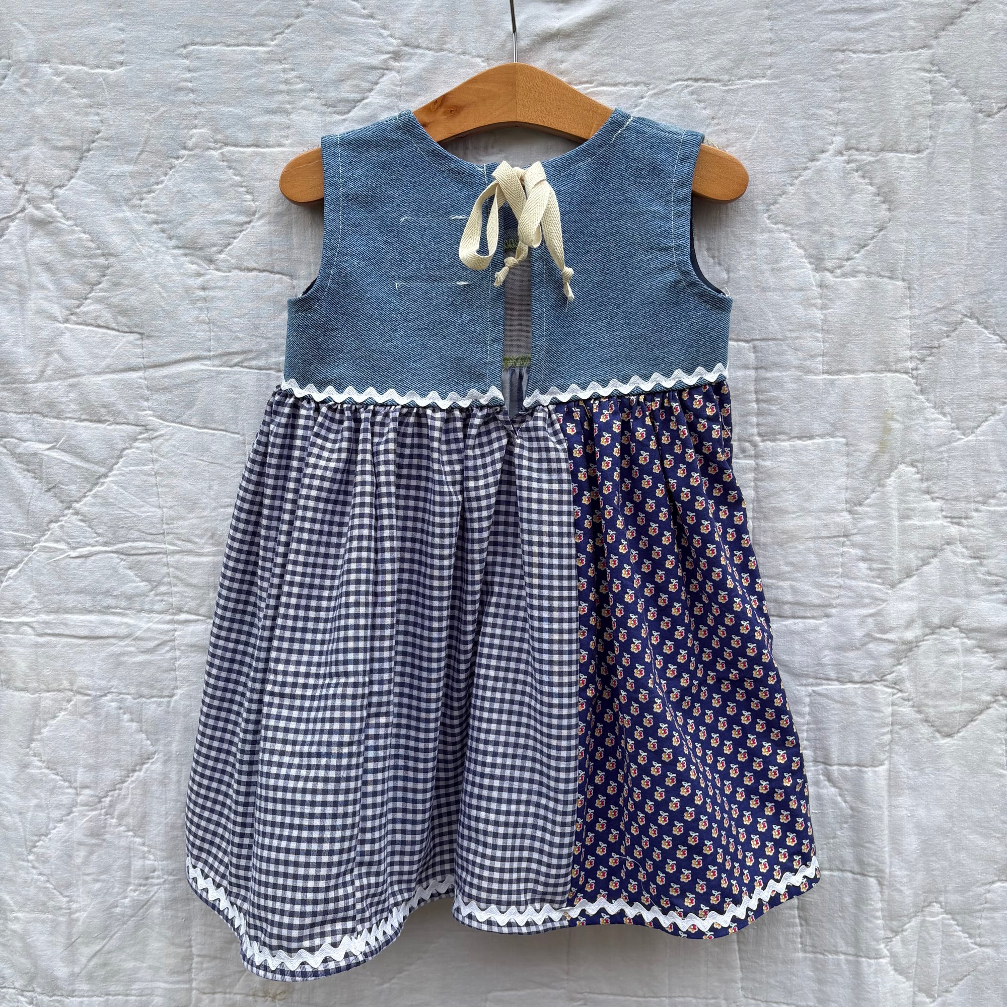 Field trip dress - 2T