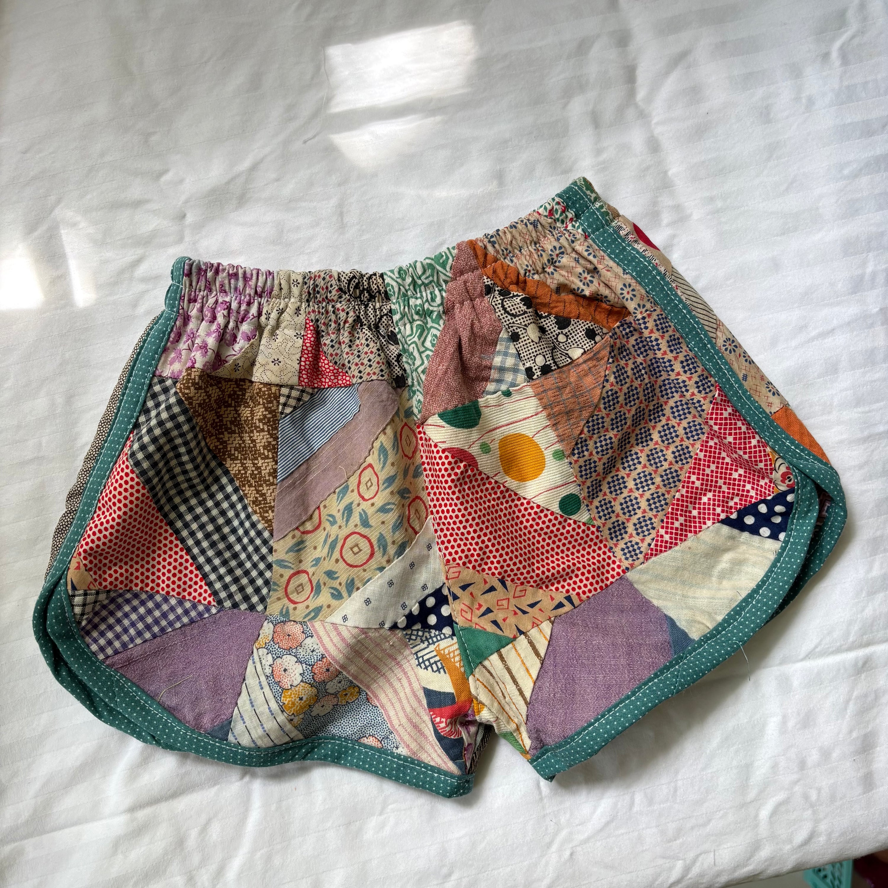 Quilt top track shorts - 4Y