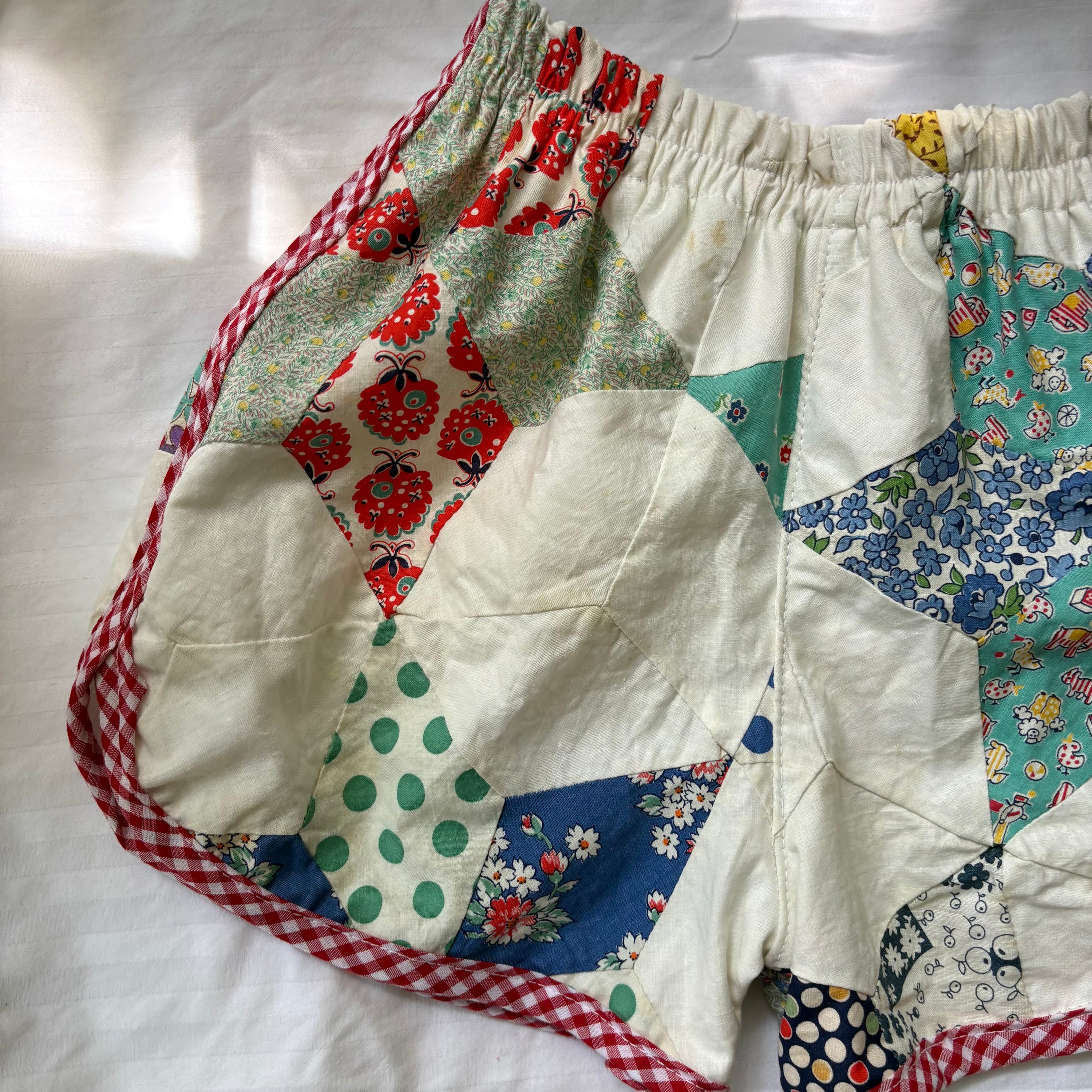 Quilt top track shorts - 5Y