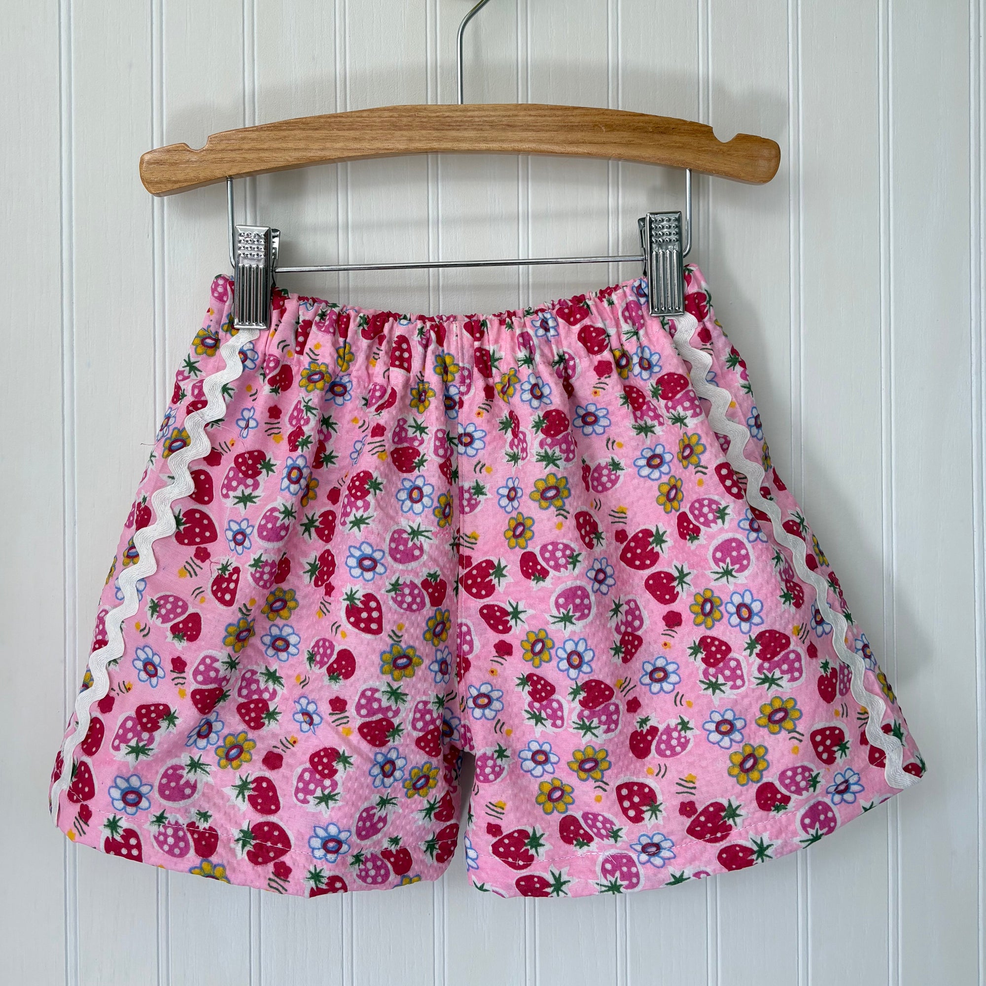 Strawberry ric rac shorts - made to order