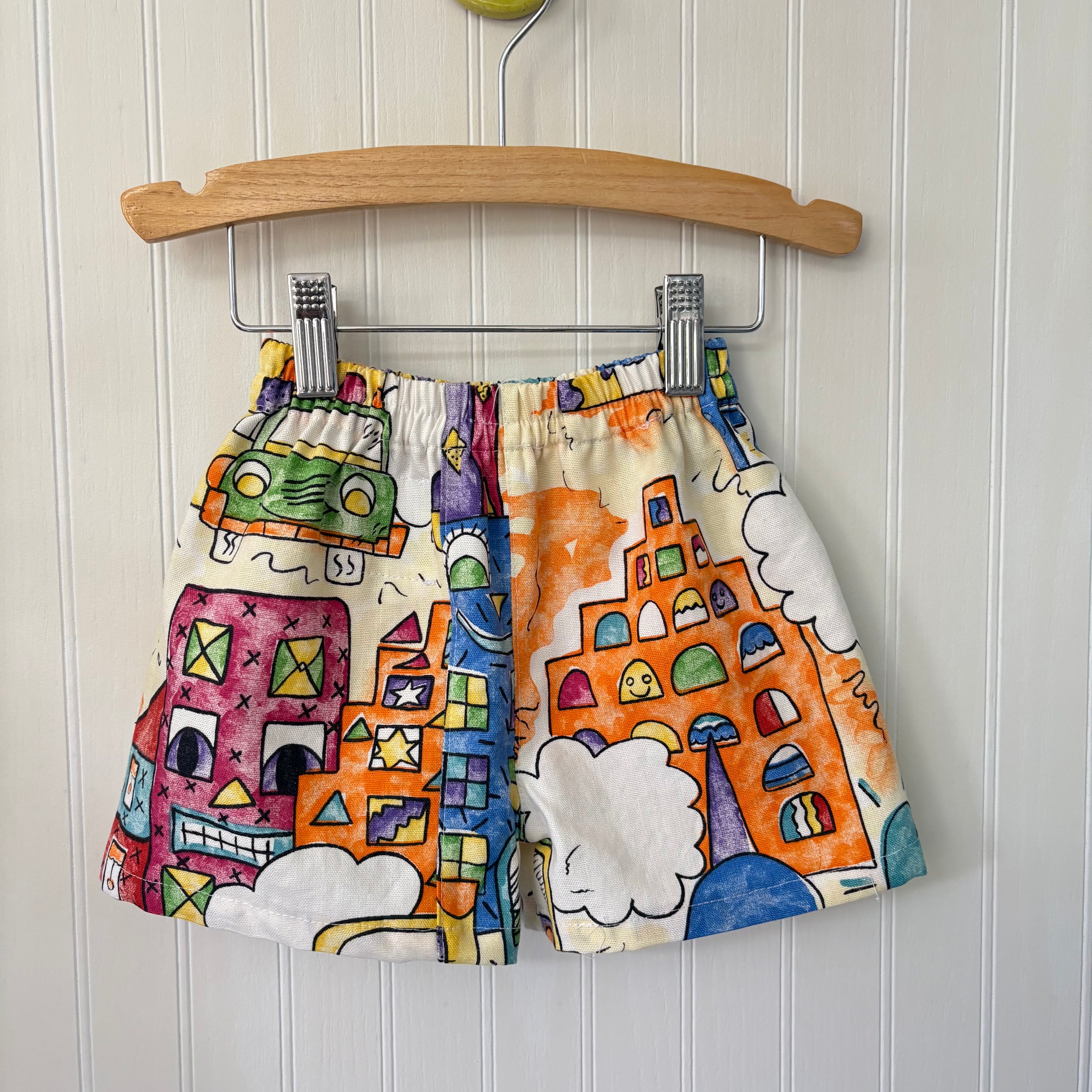 Doodle city shorts - 2T
