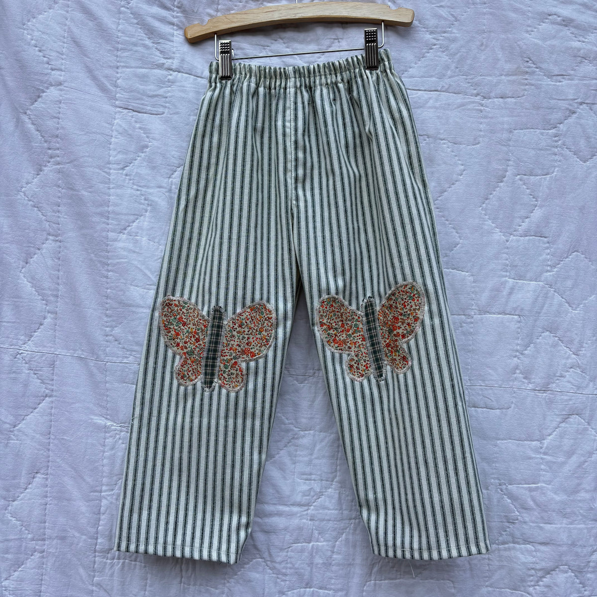 Butterfly patch pants - 5Y