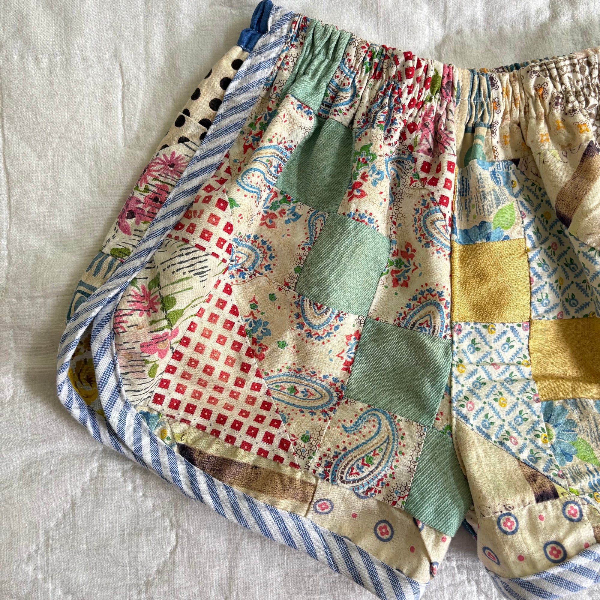 Quilt top track shorts - 4Y
