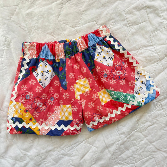 Printed quilty ric rac picnic shorts - 4Y