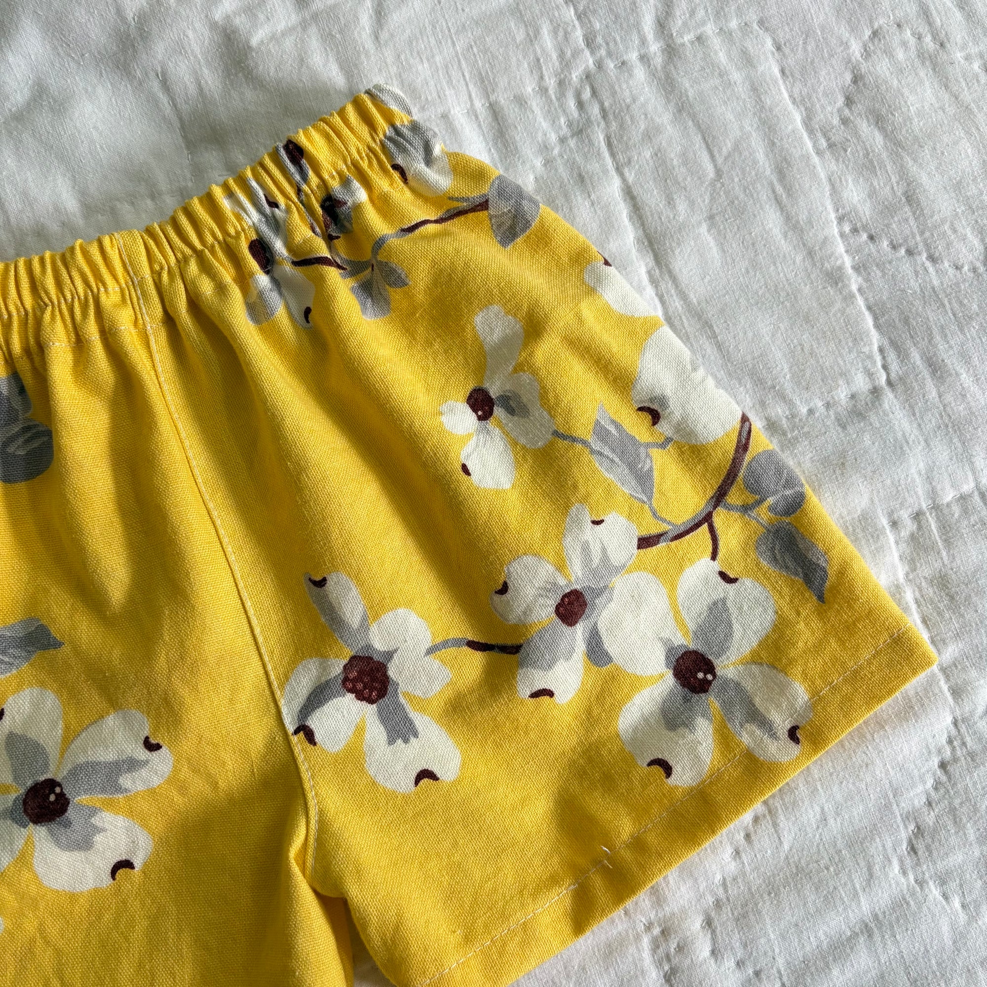 Dogwood shorts - 2T