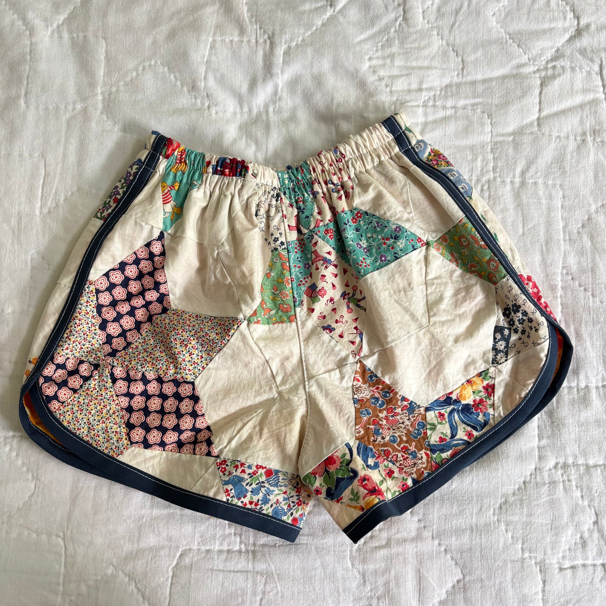 Quilt top track shorts - 5Y