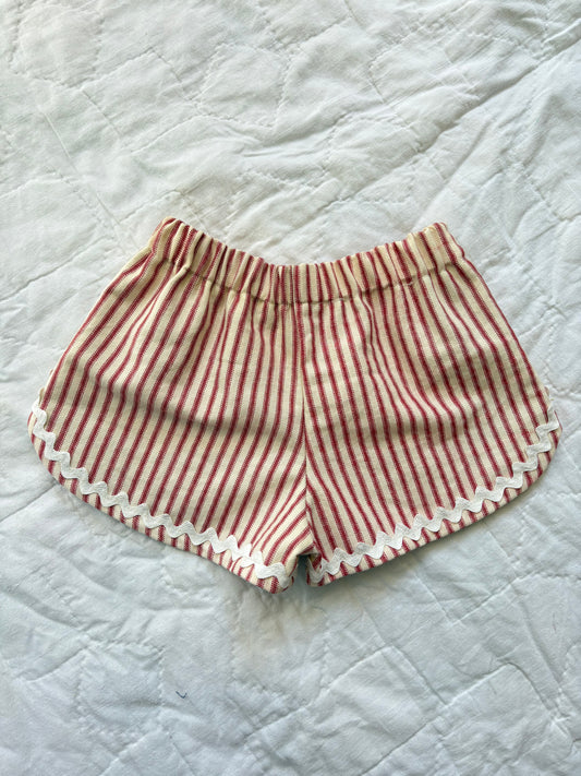 Red stripe track shorts - 3T