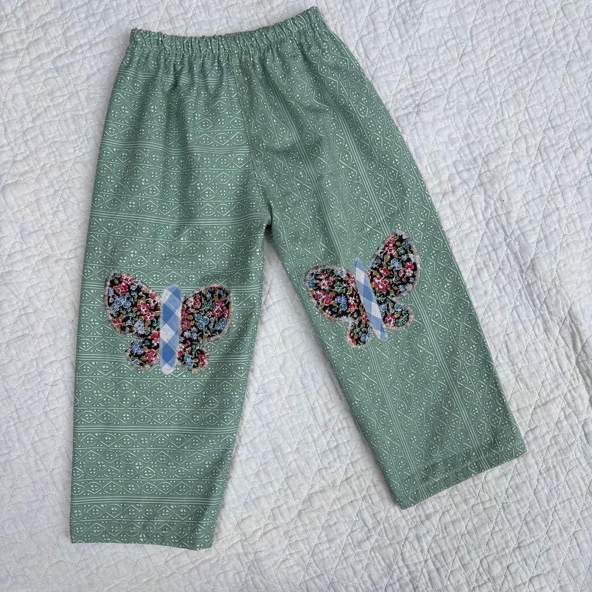 Butterfly patch pants - 4Y