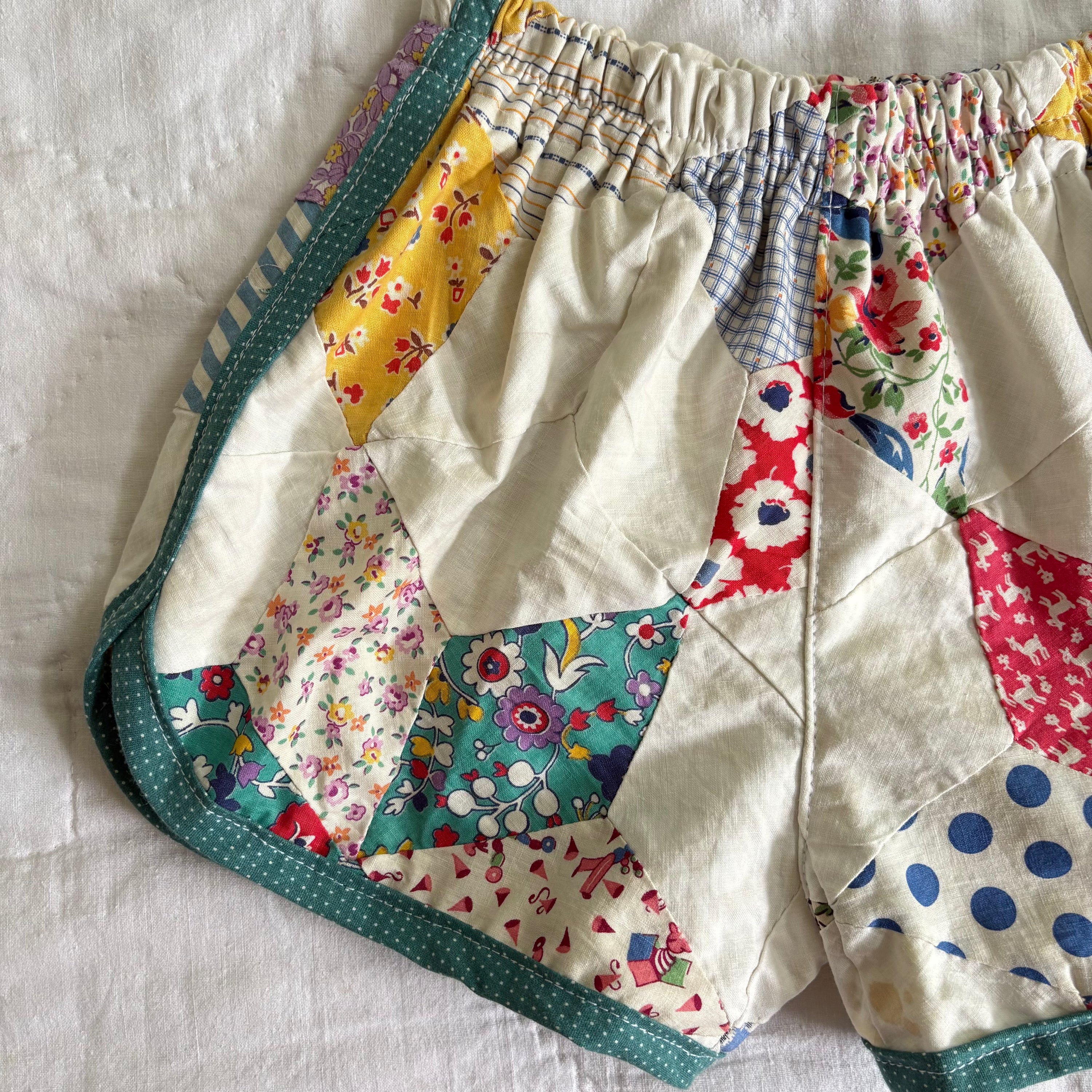 Quilt top track shorts - 4Y