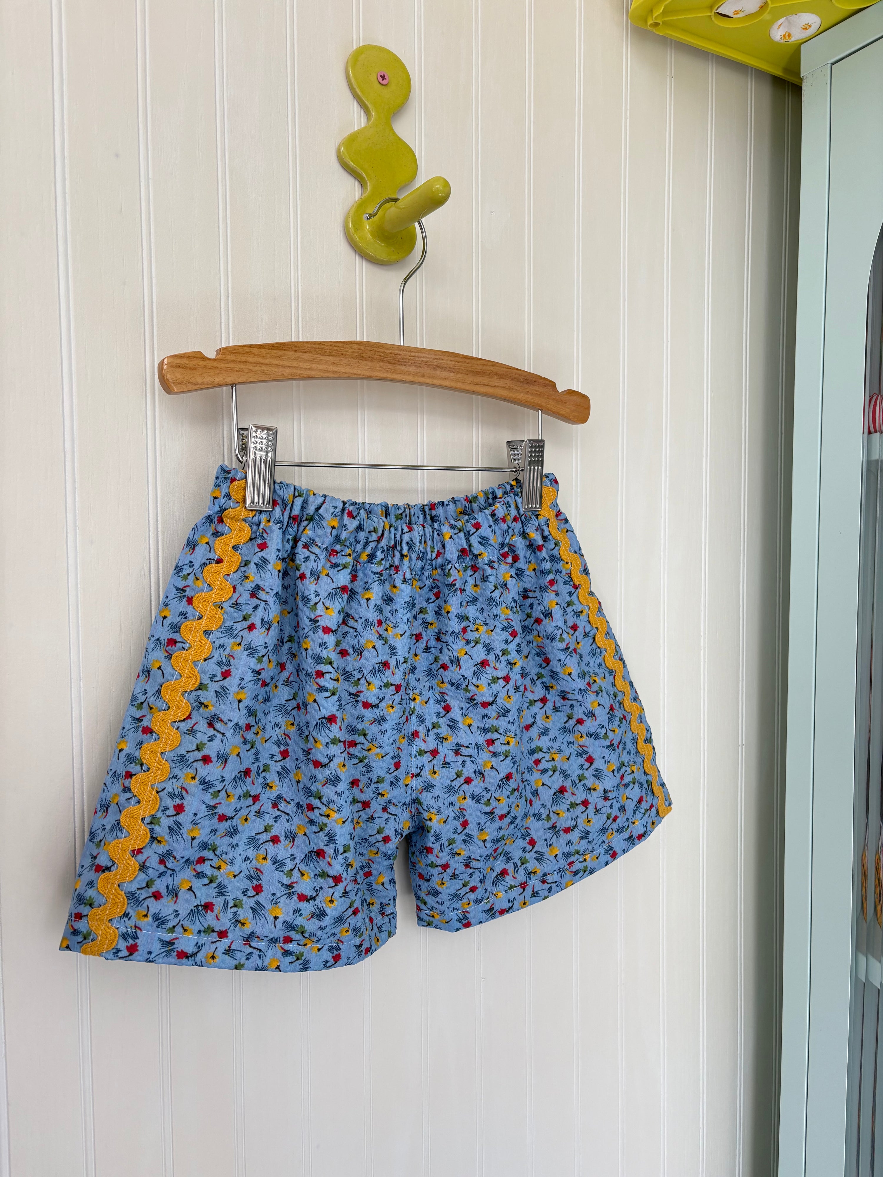 Floating floral ric rac shorts - made to order