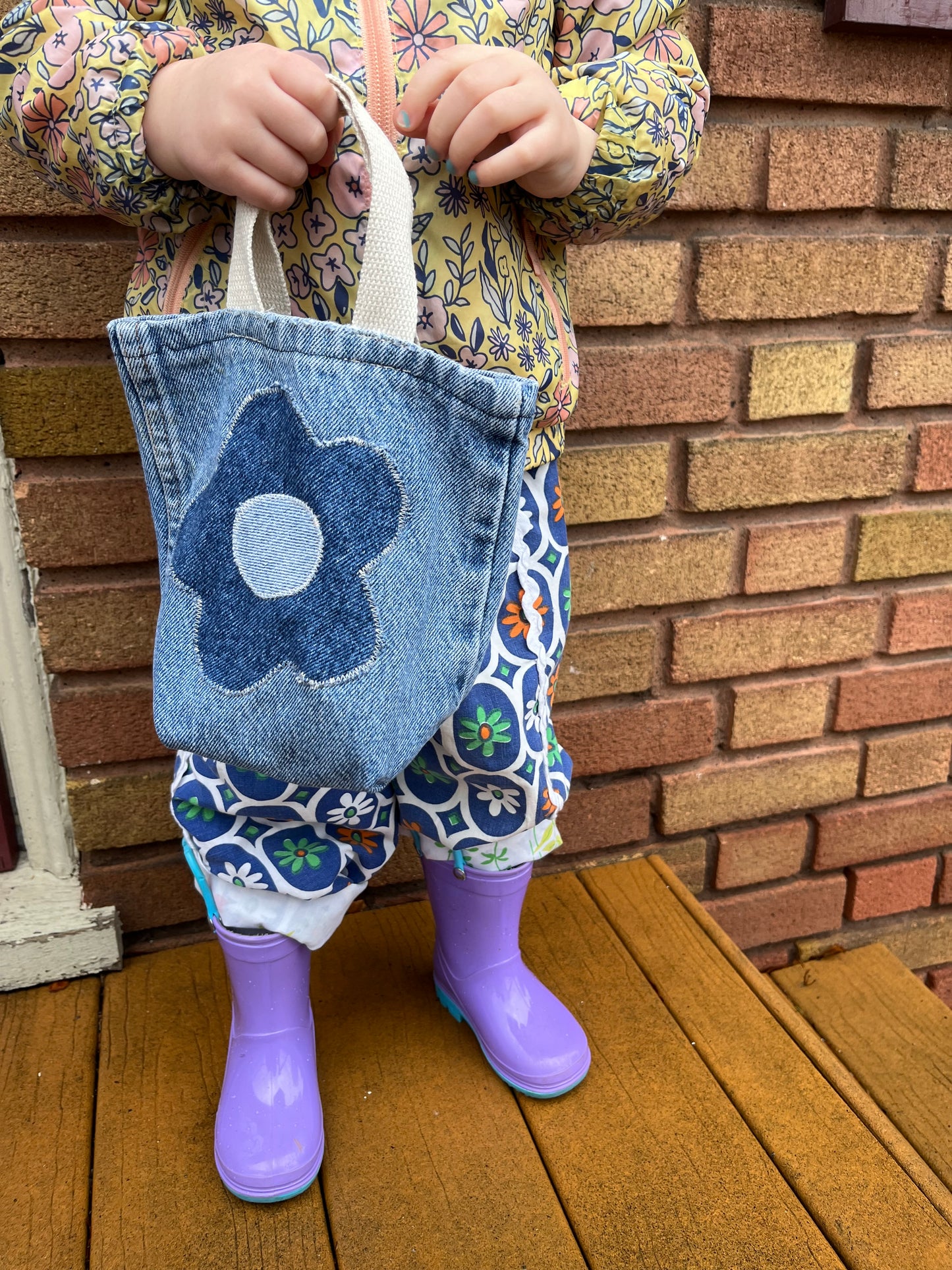 Tiny totes