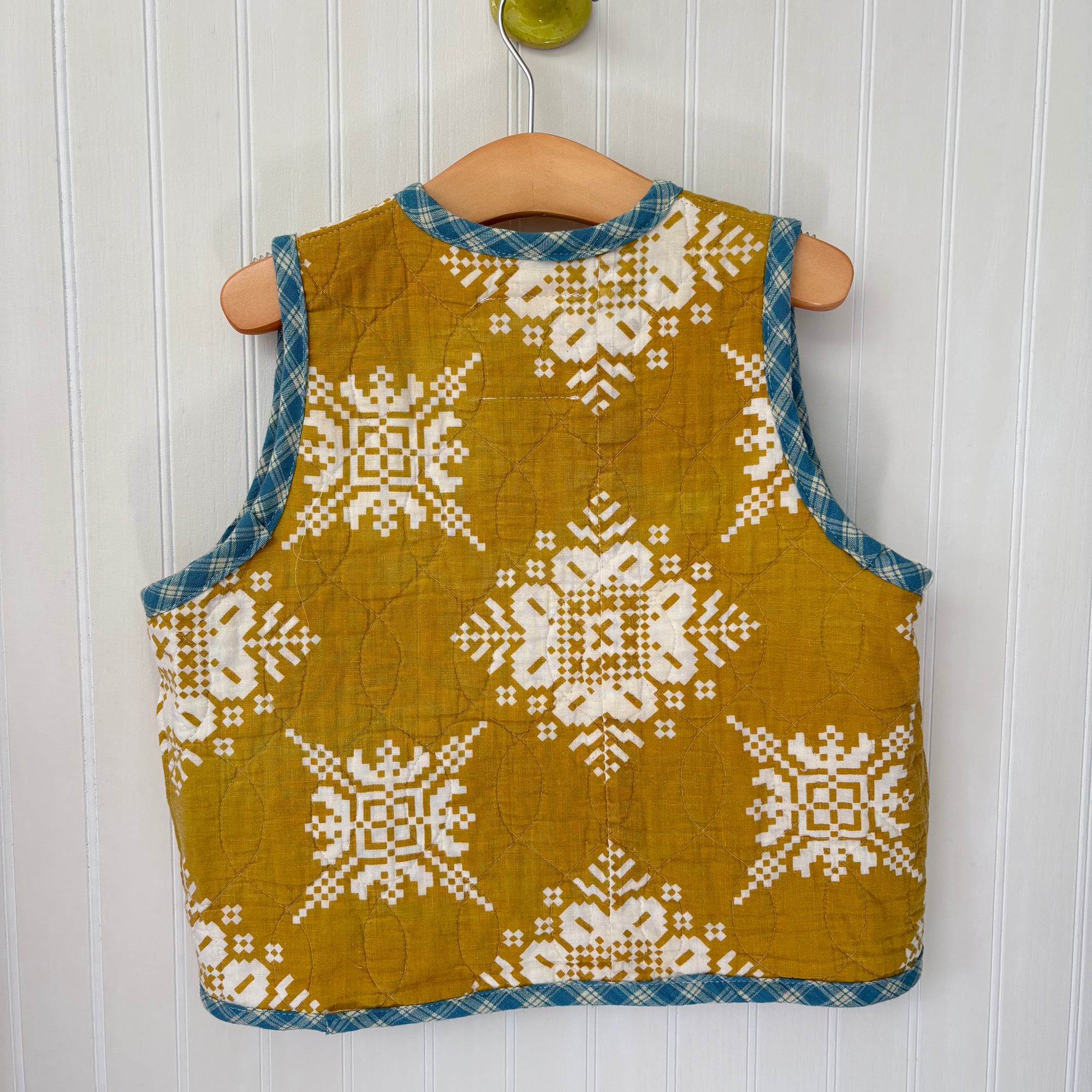 Mustard quilted vest - 6/7