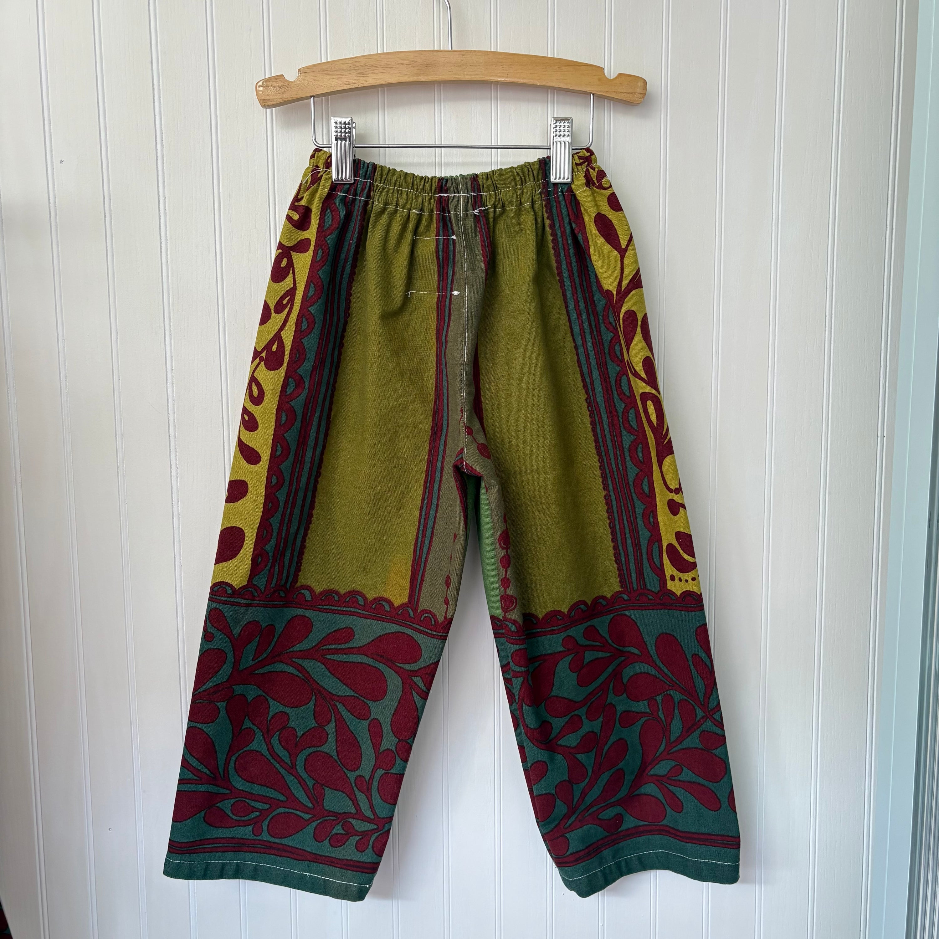 Green vine pants - 4Y