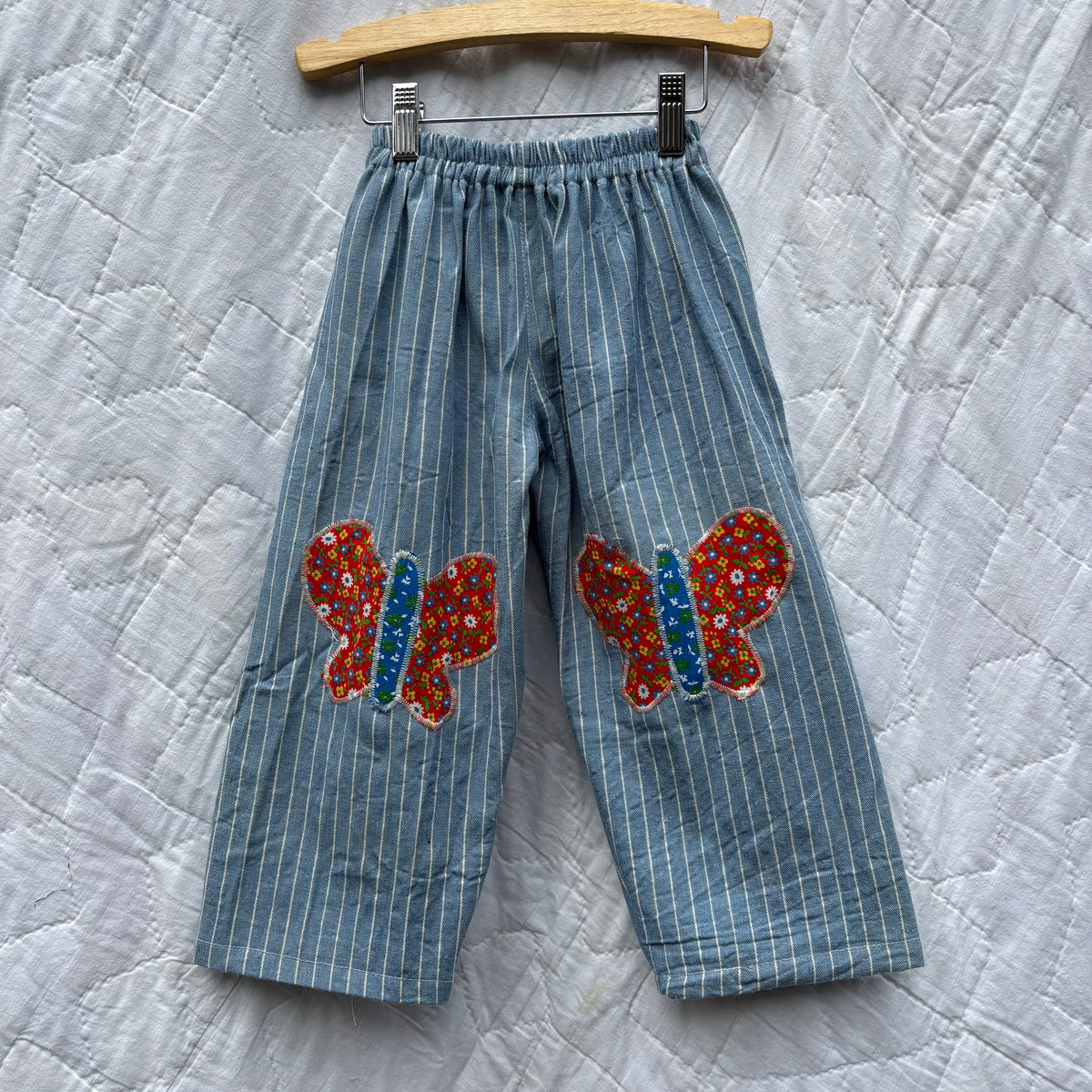 Butterfly patch pants - 3T