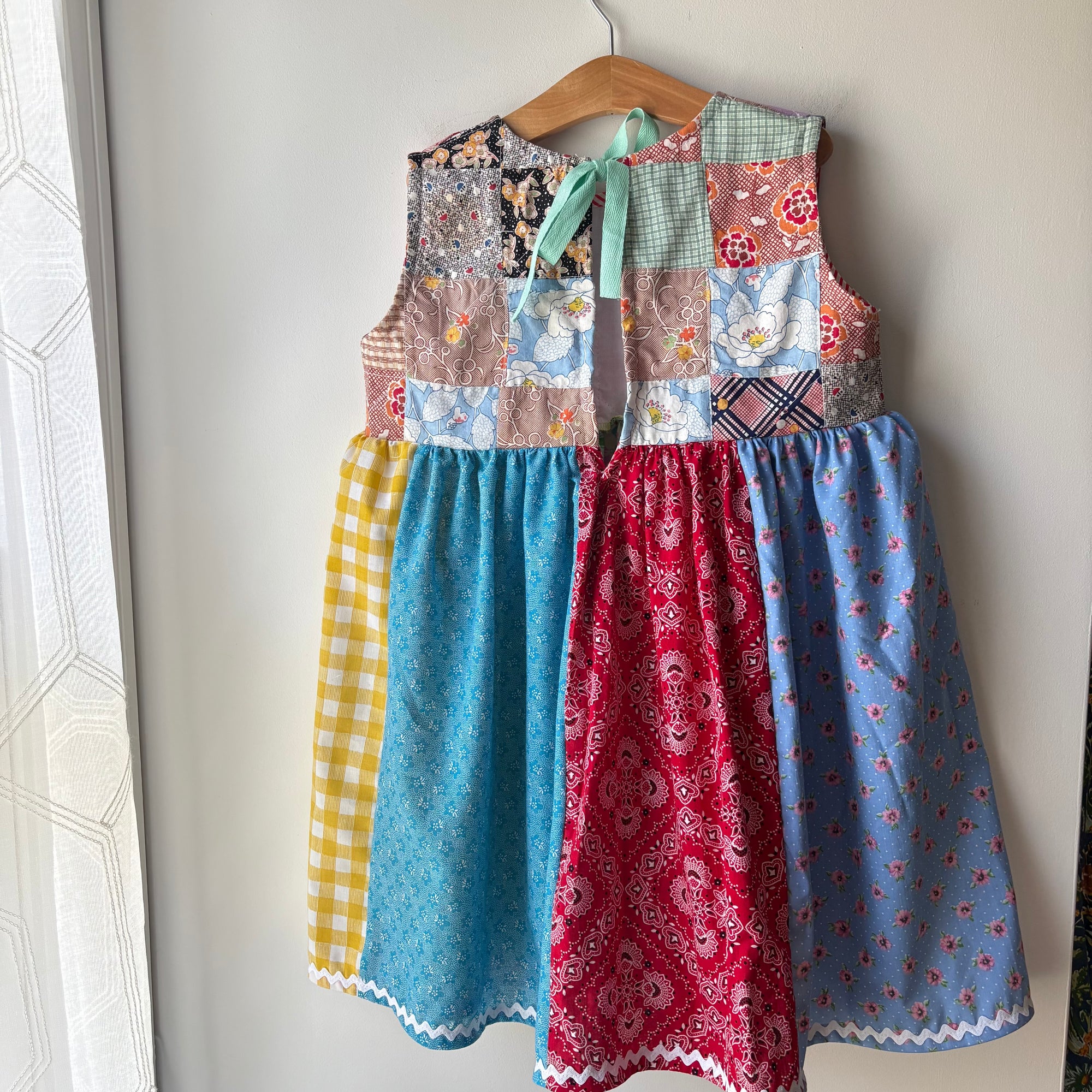 Field trip dress - 6/7