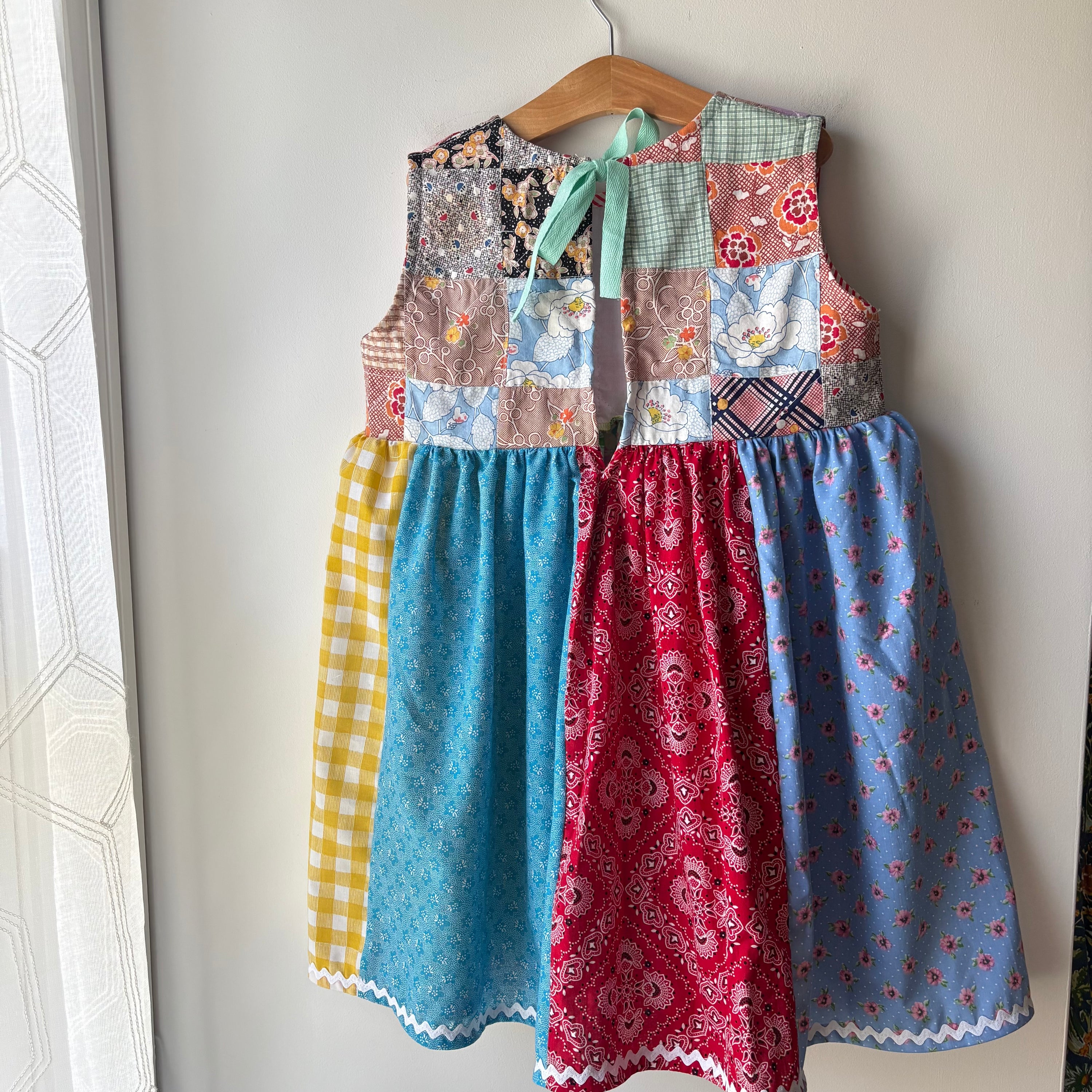 Field trip dress - 6/7