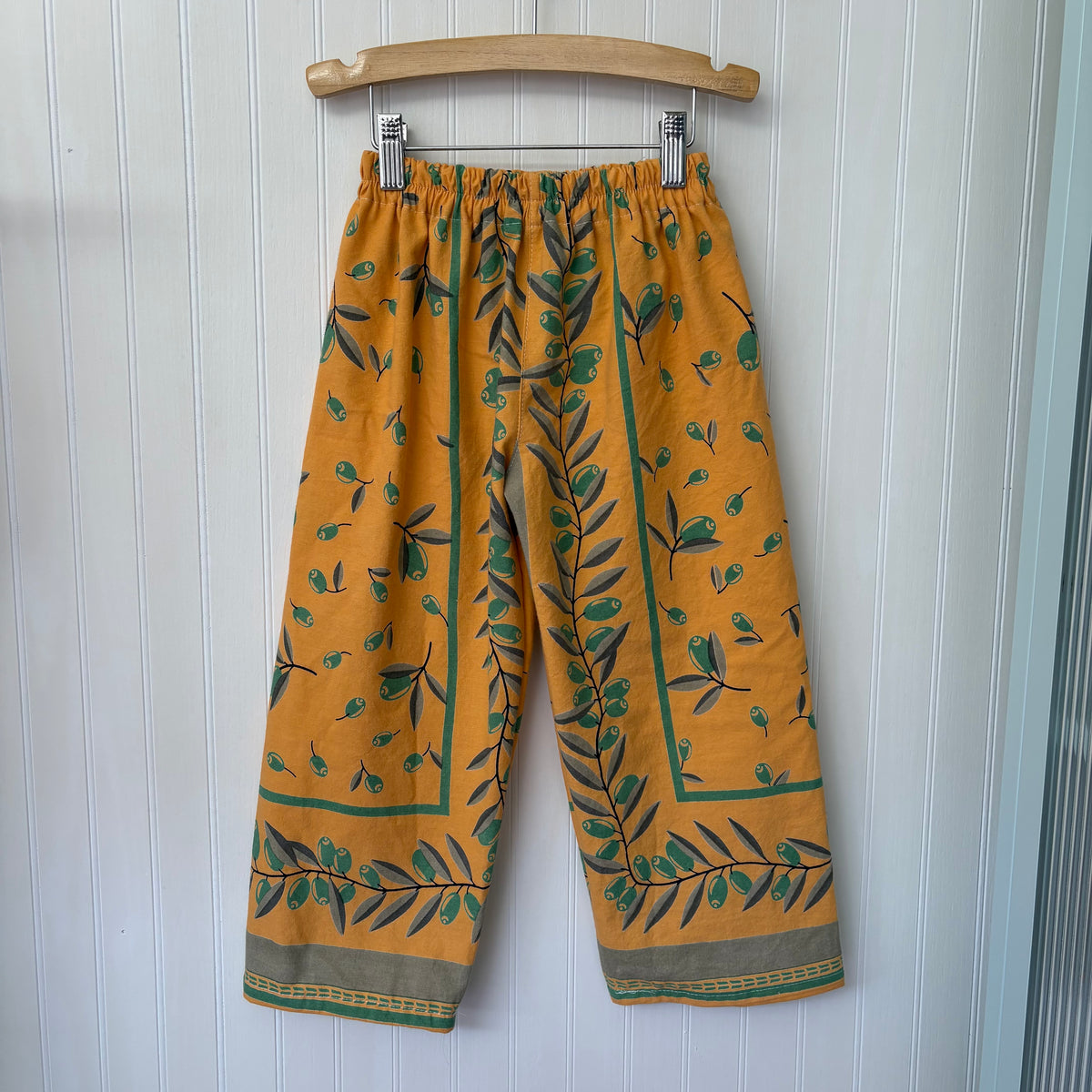 Olive you pants - 5Y
