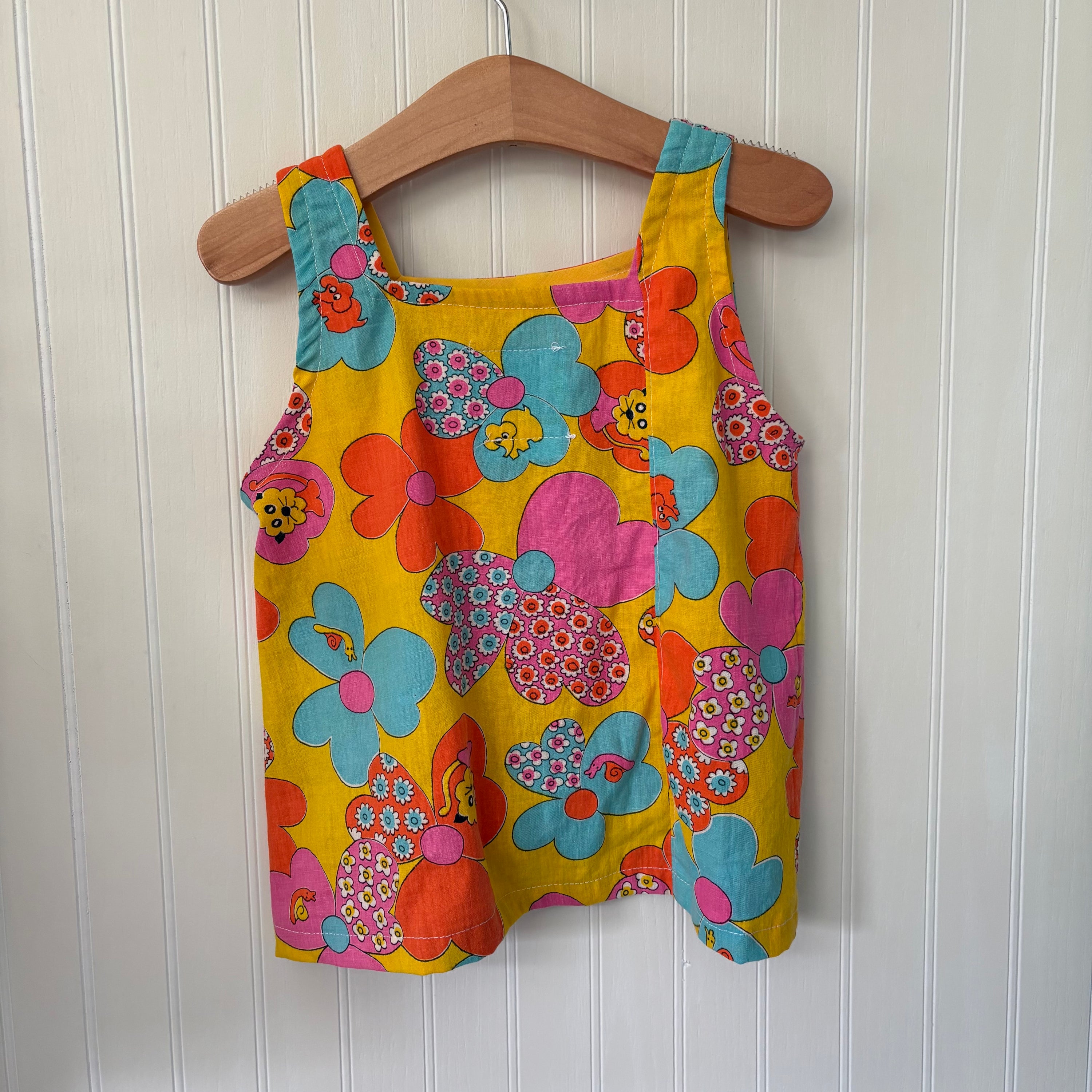 Juneberry lion tank - size 4