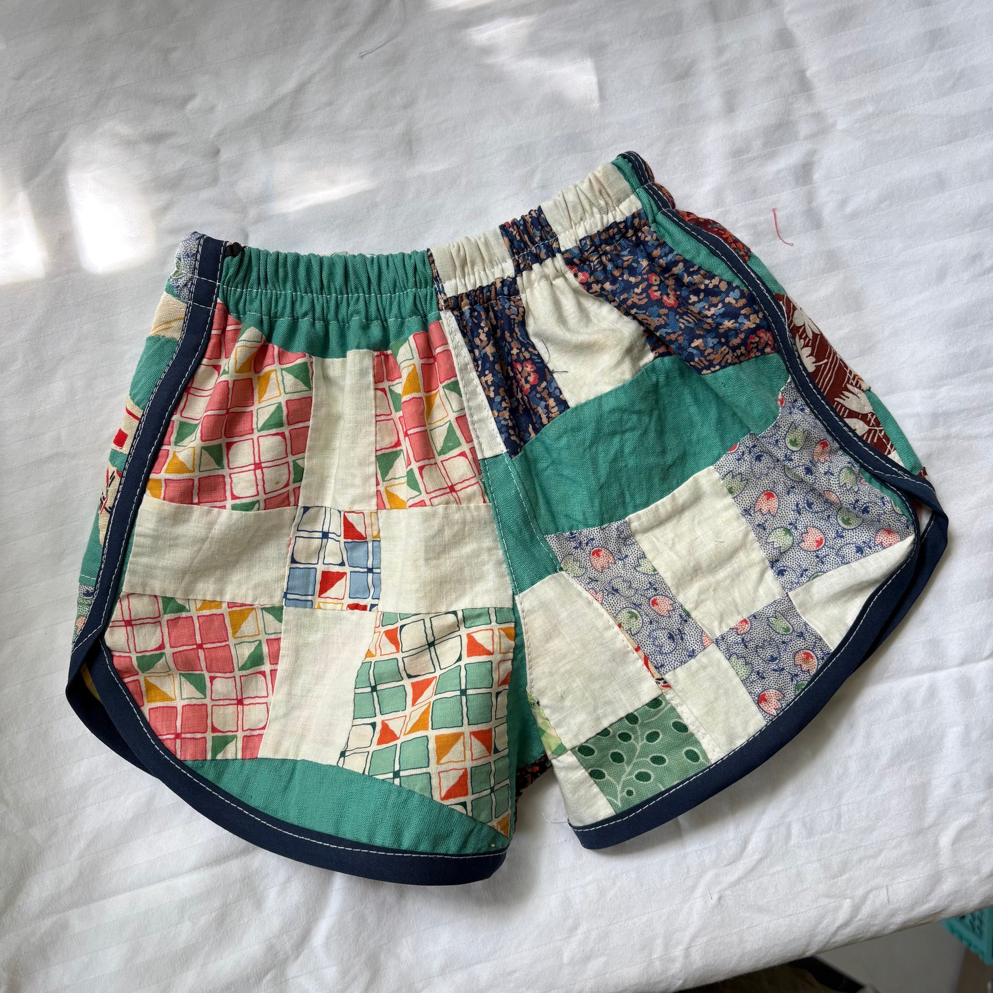 Quilt top track shorts - 3T