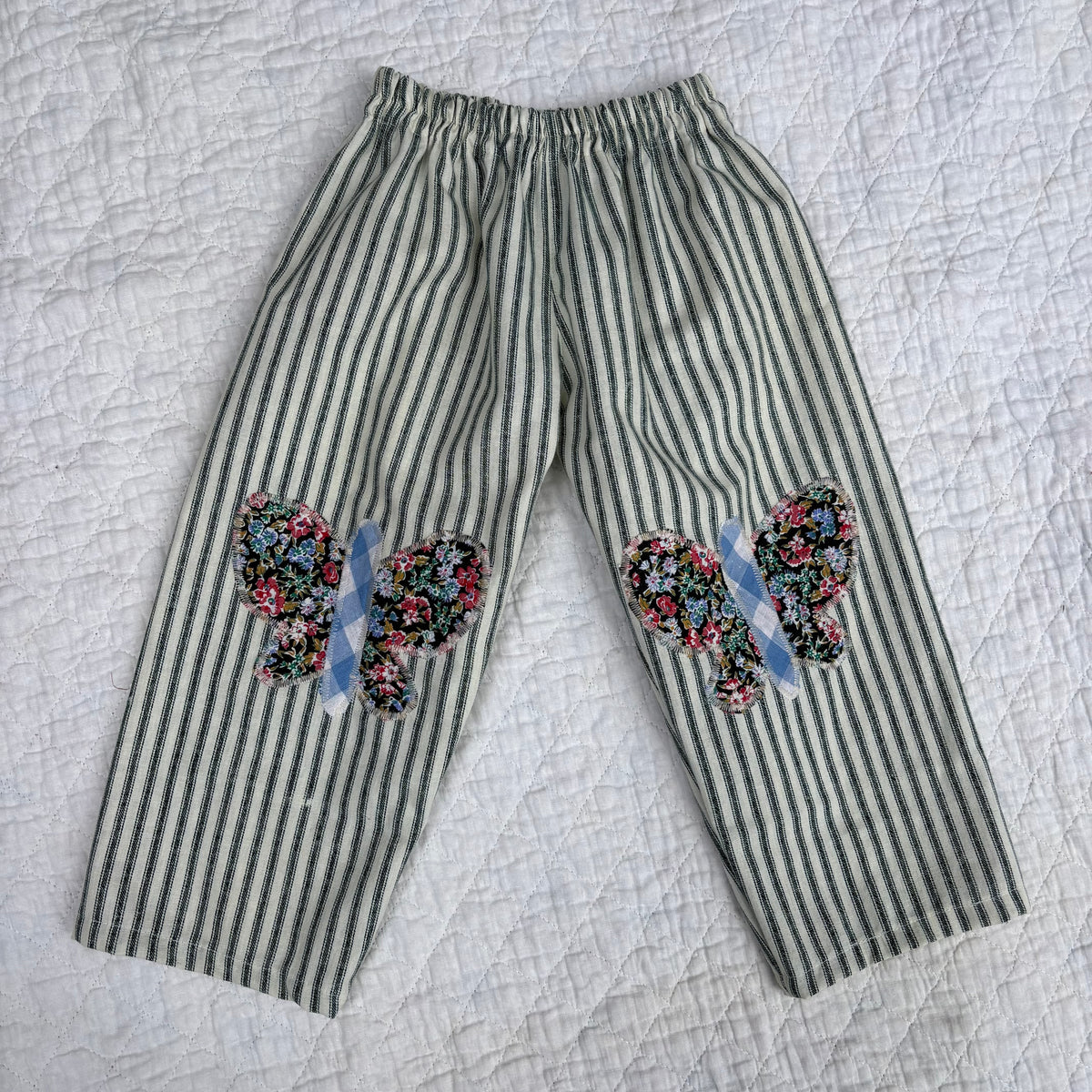 Butterfly patch pants - 3T
