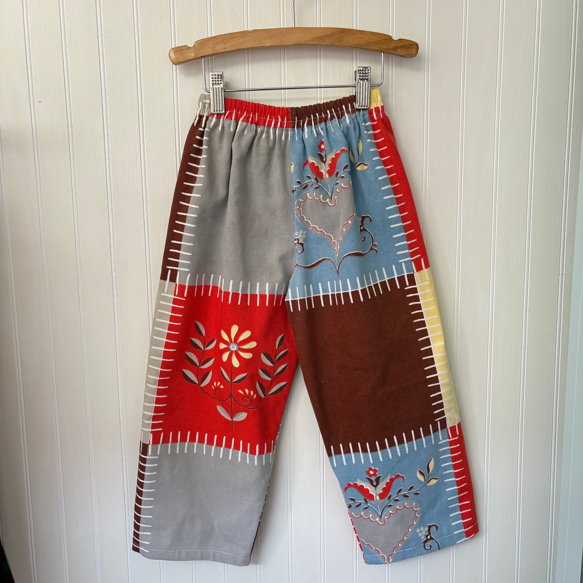 Folk art pants - 4Y