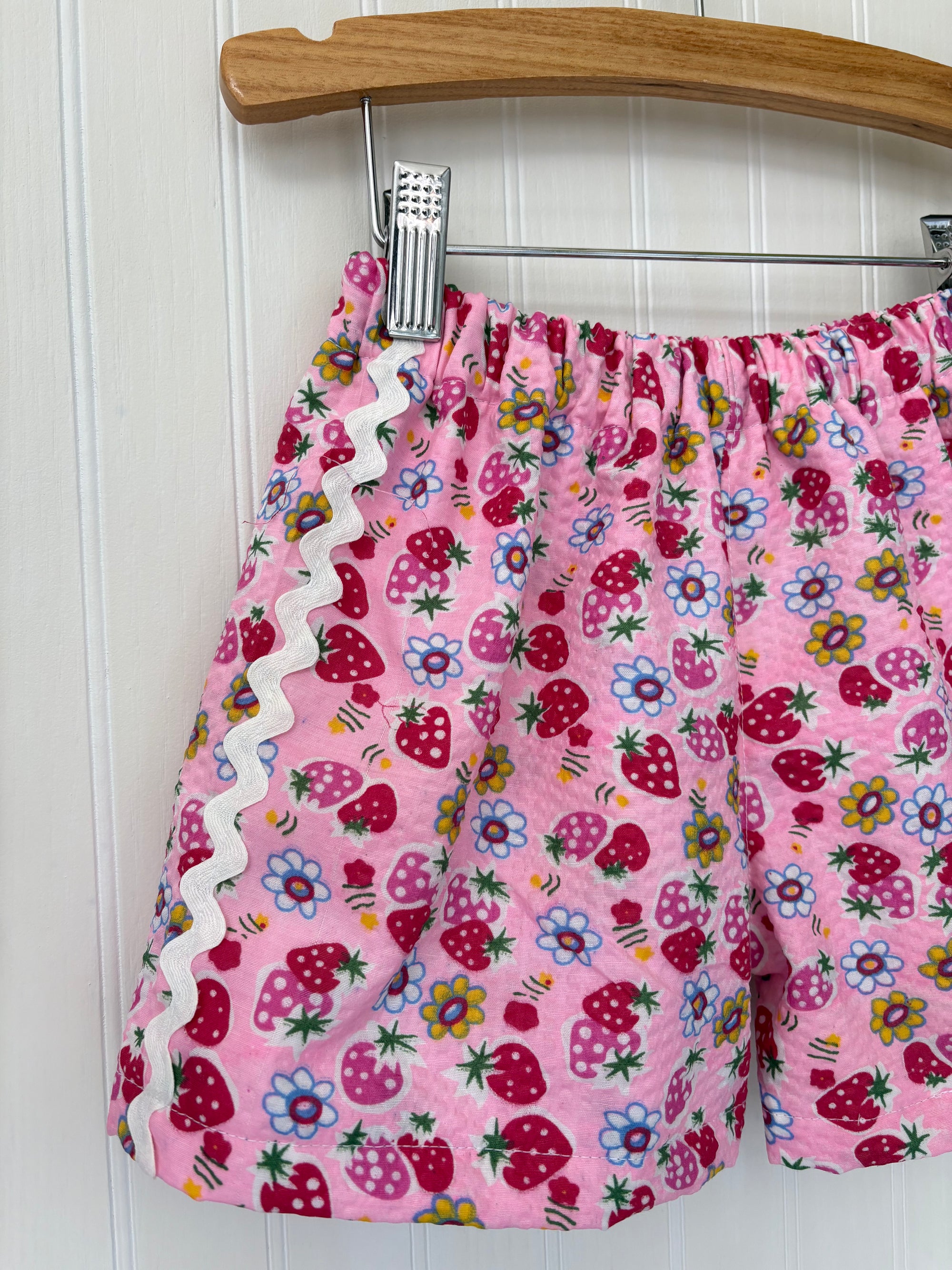 Strawberry ric rac shorts - made to order