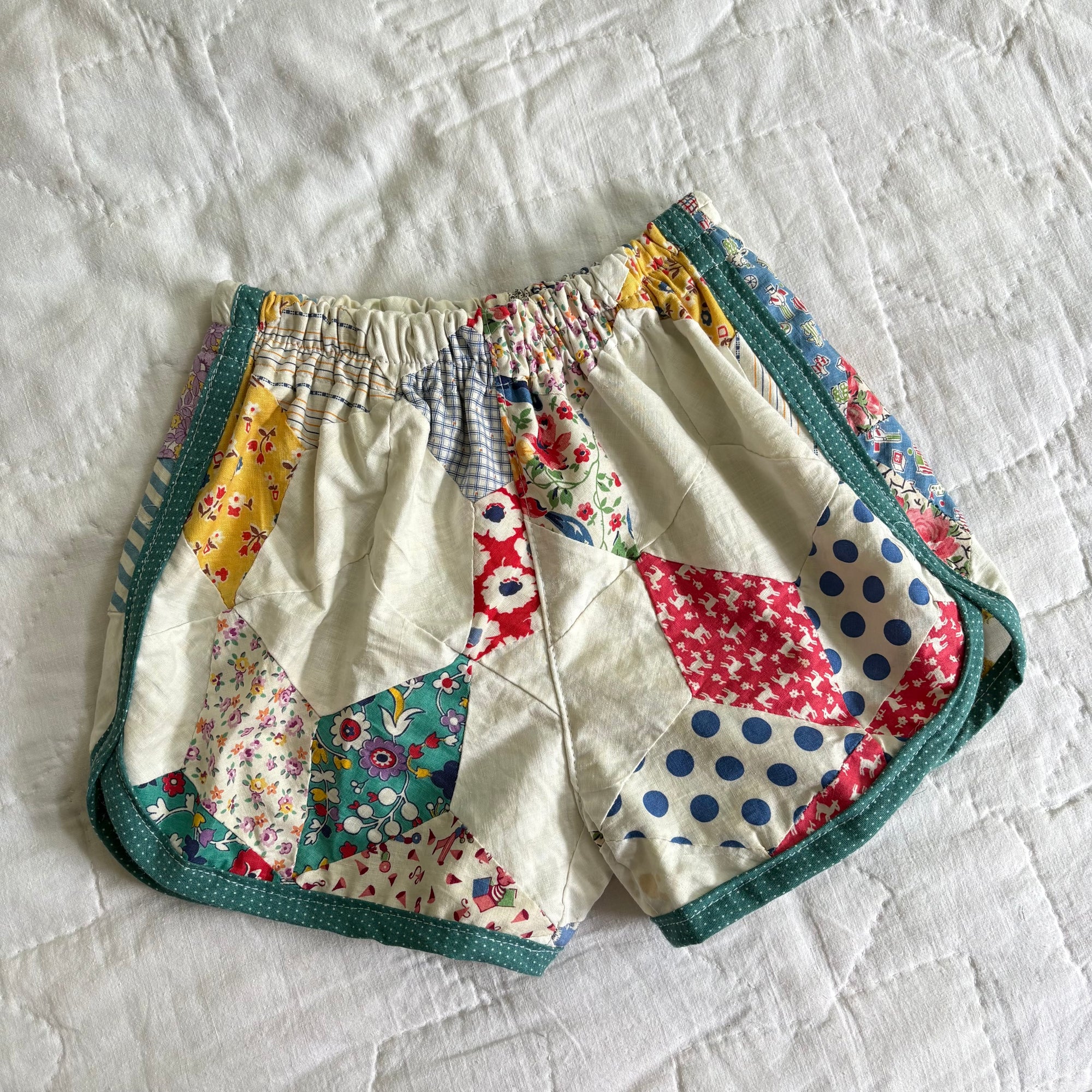 Quilt top track shorts - 4Y