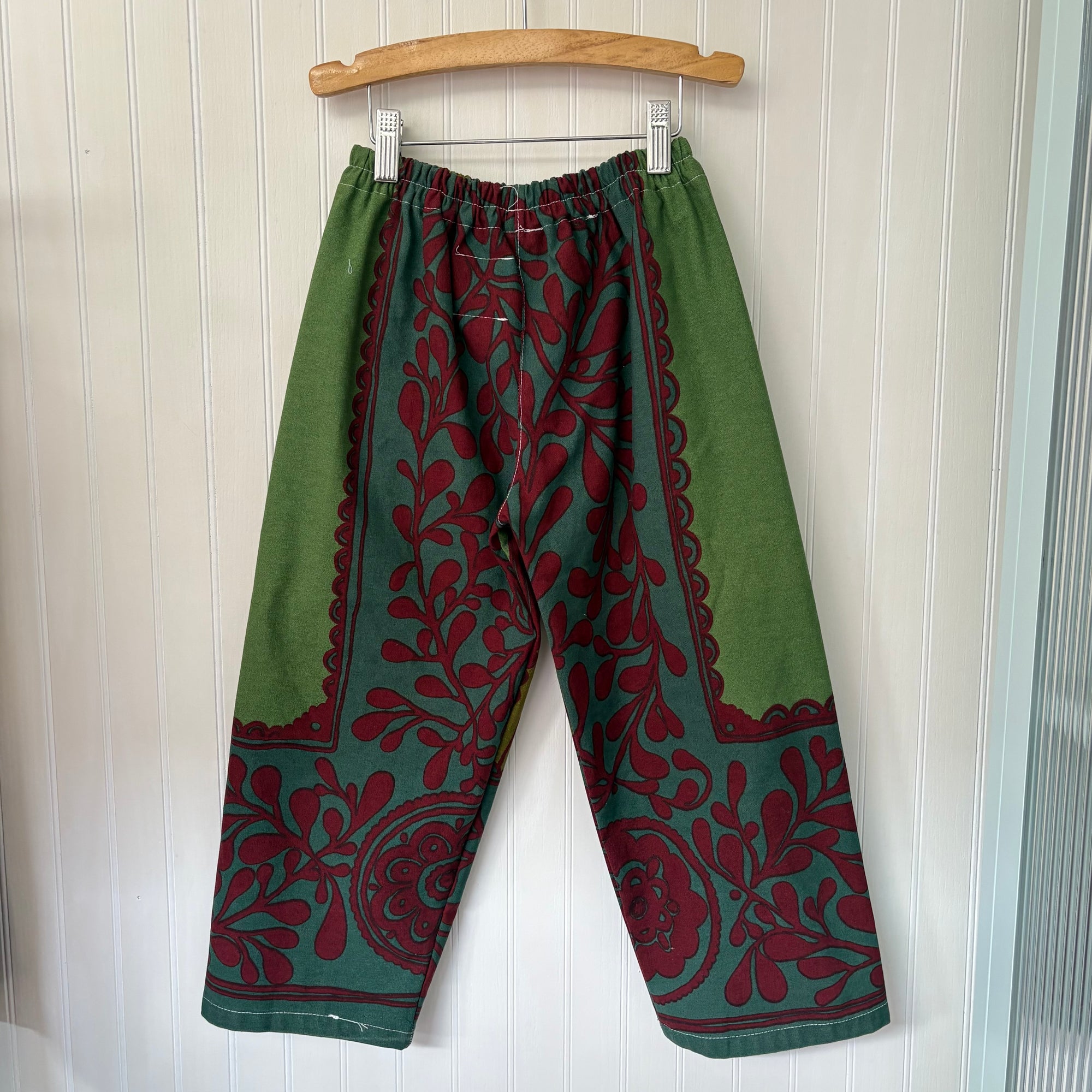Green vine pants - 6Y
