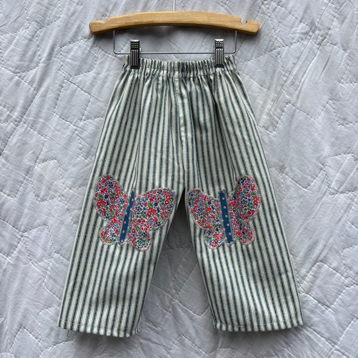 Butterfly patch pants - 2T
