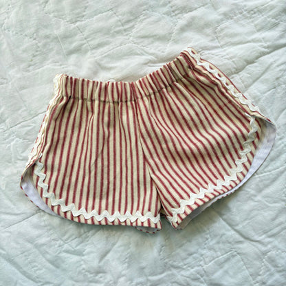 Red stripe track shorts - 3T