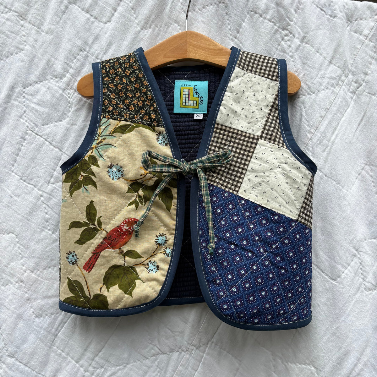 Scrapbook vest - 2/3