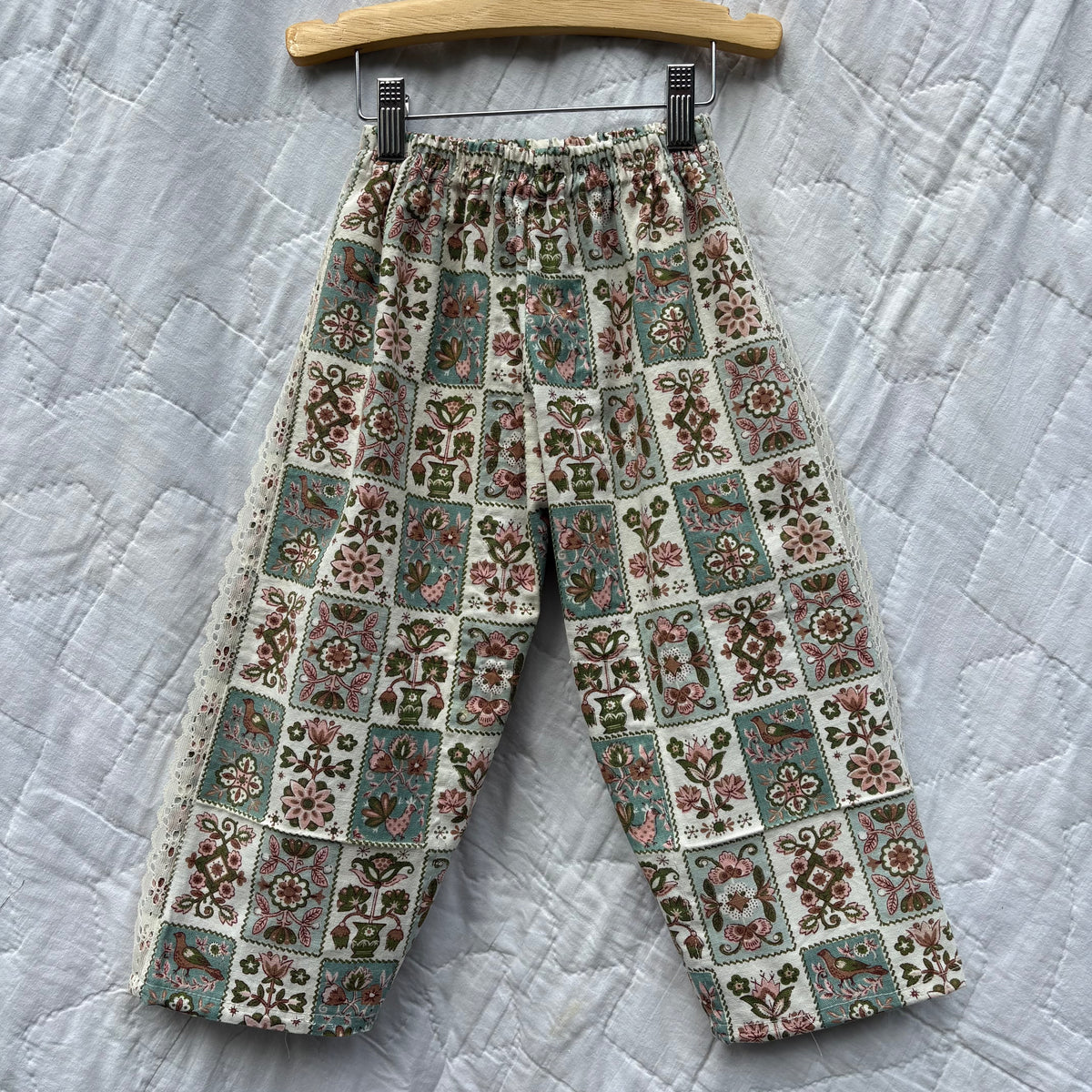Floral lace trim pants - 3T