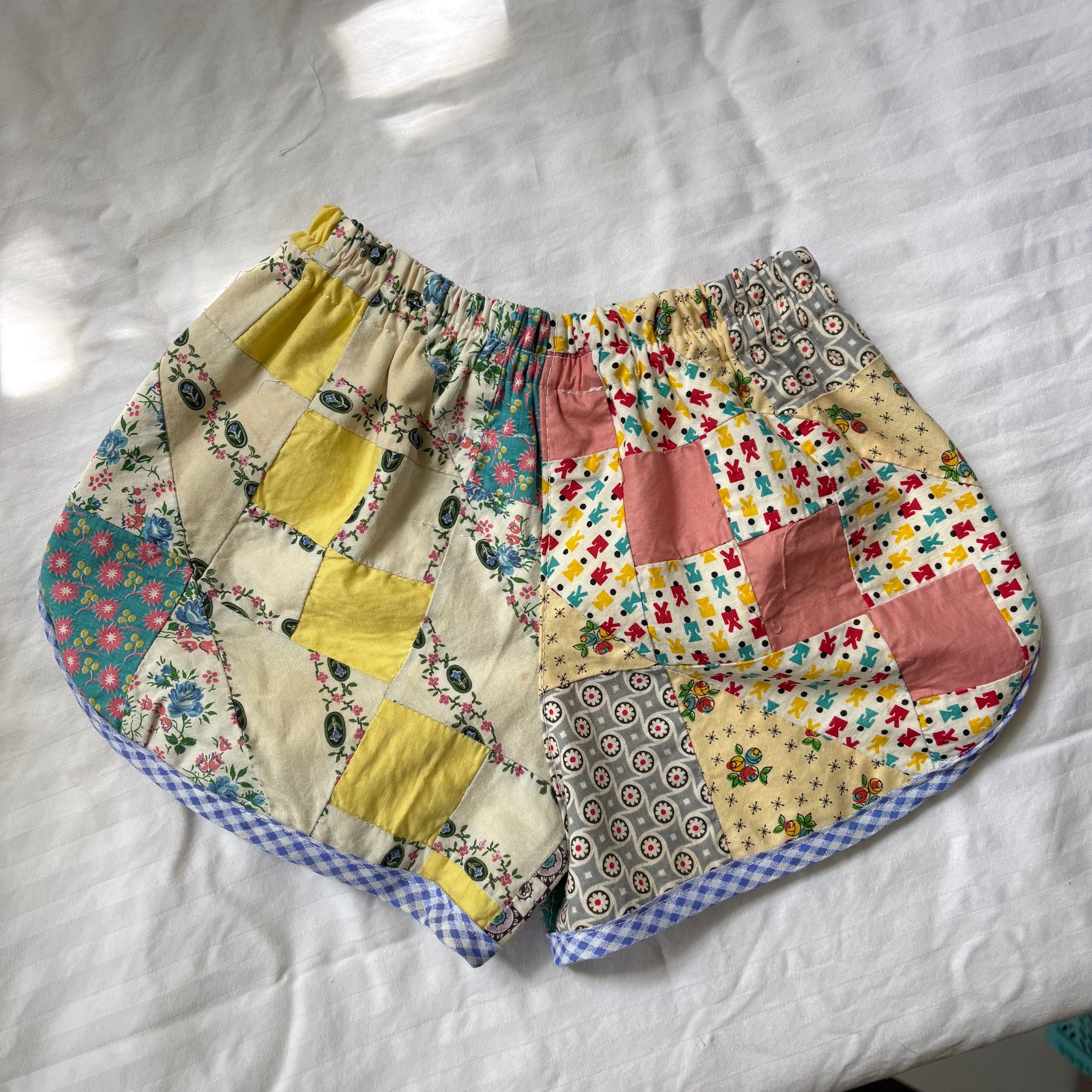 Quilt top track shorts - 3T