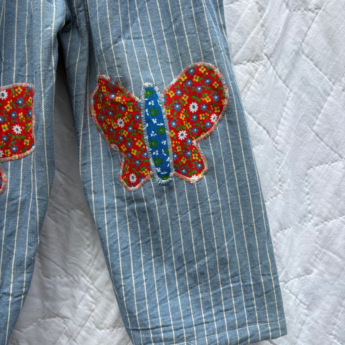 Butterfly patch pants - 3T