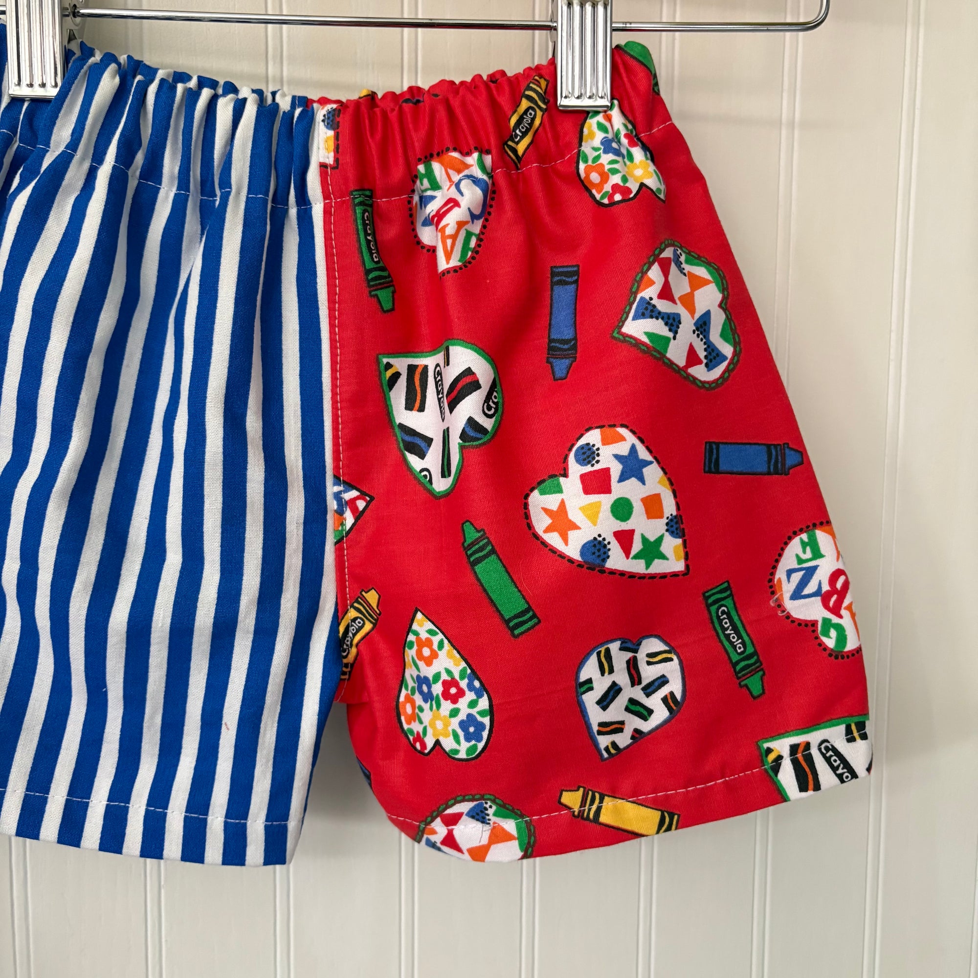Crayon mix print shorts - 2T