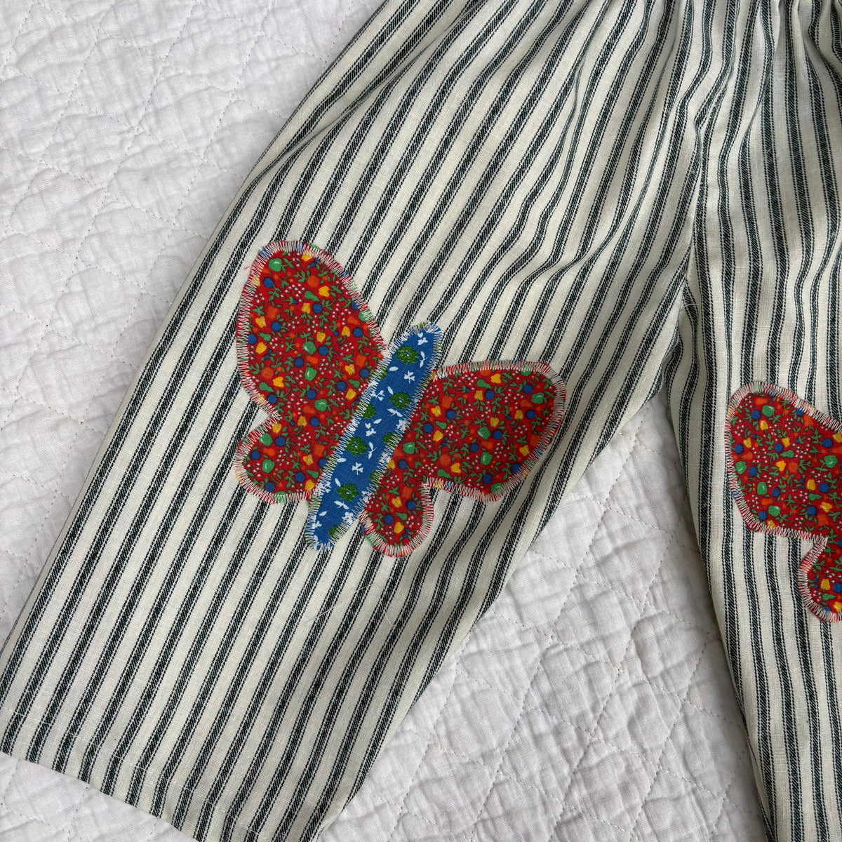 Butterfly patch pants - 2T