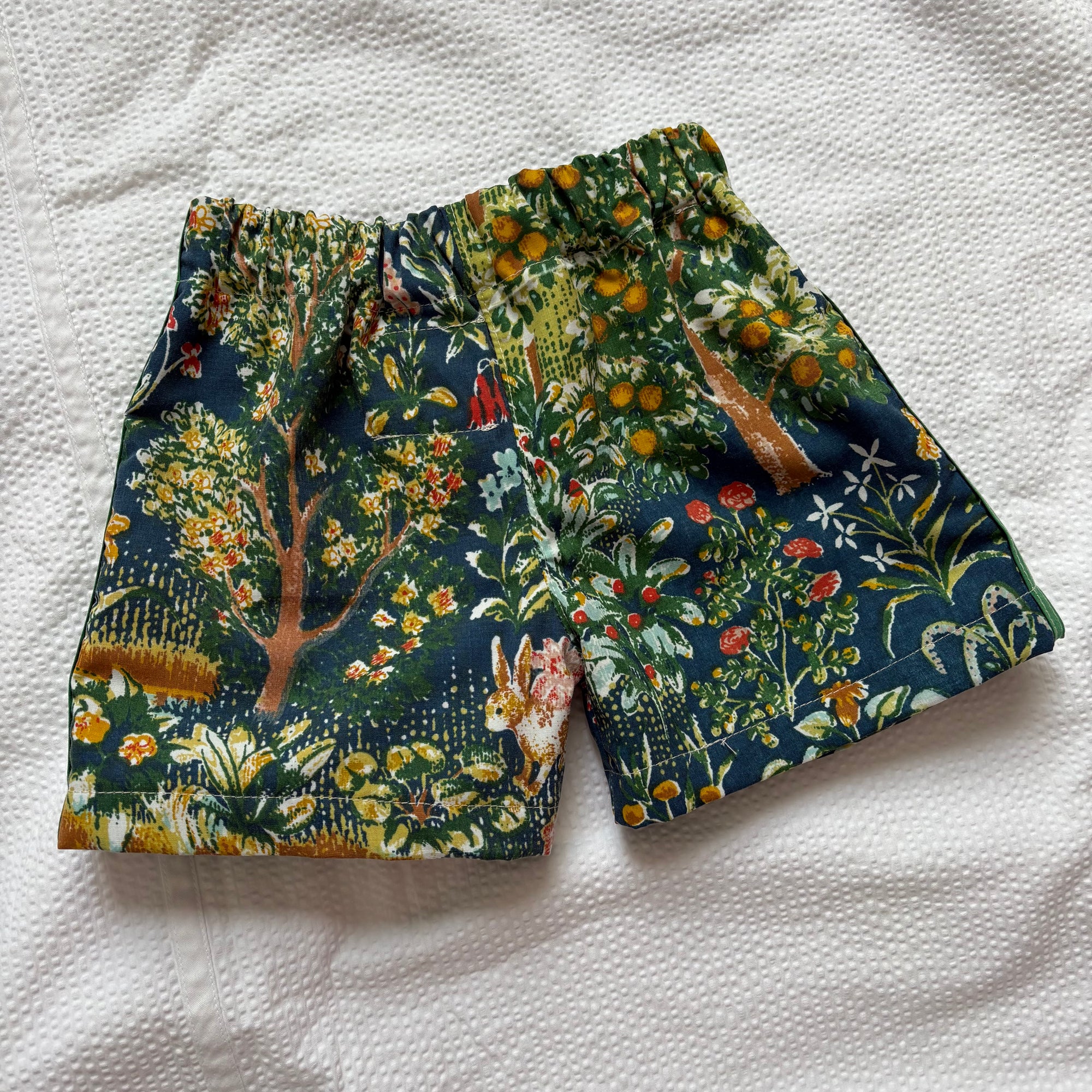 Enchanted forest track shorts - 3T