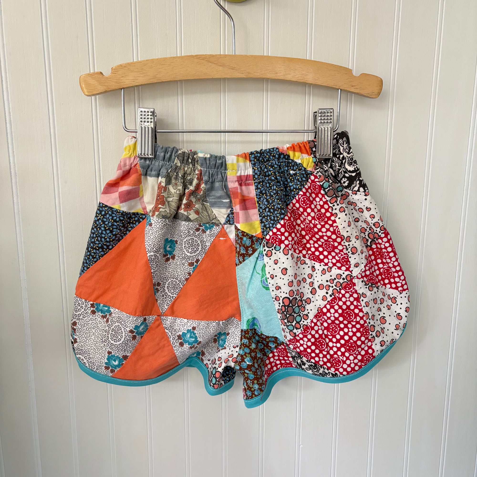 Quilt top track shorts - 4Y