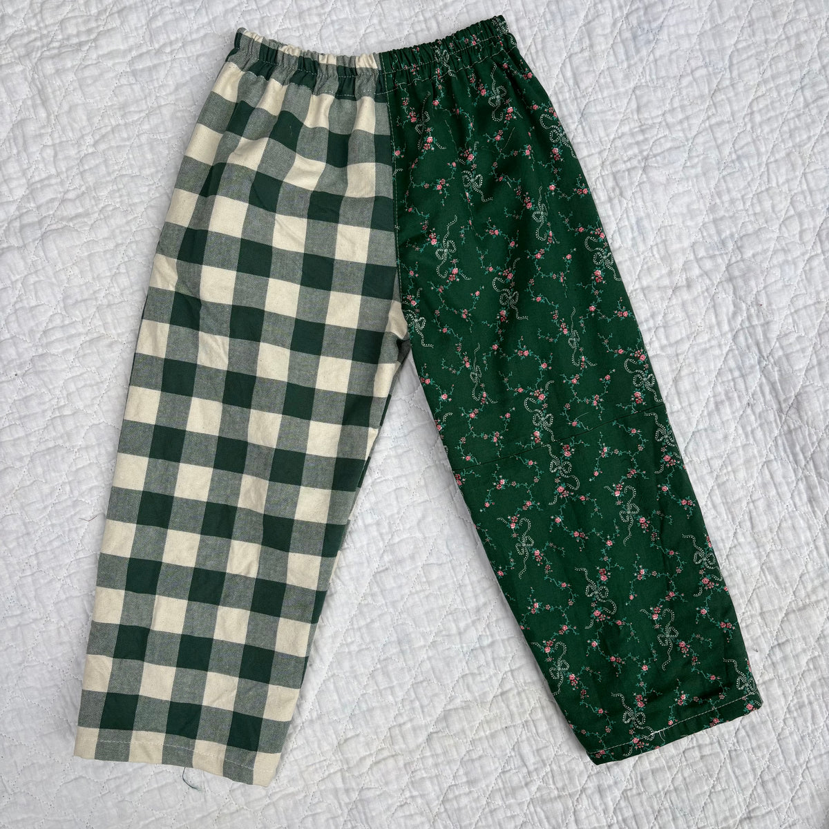 Green ribbon mix print pants - 4Y
