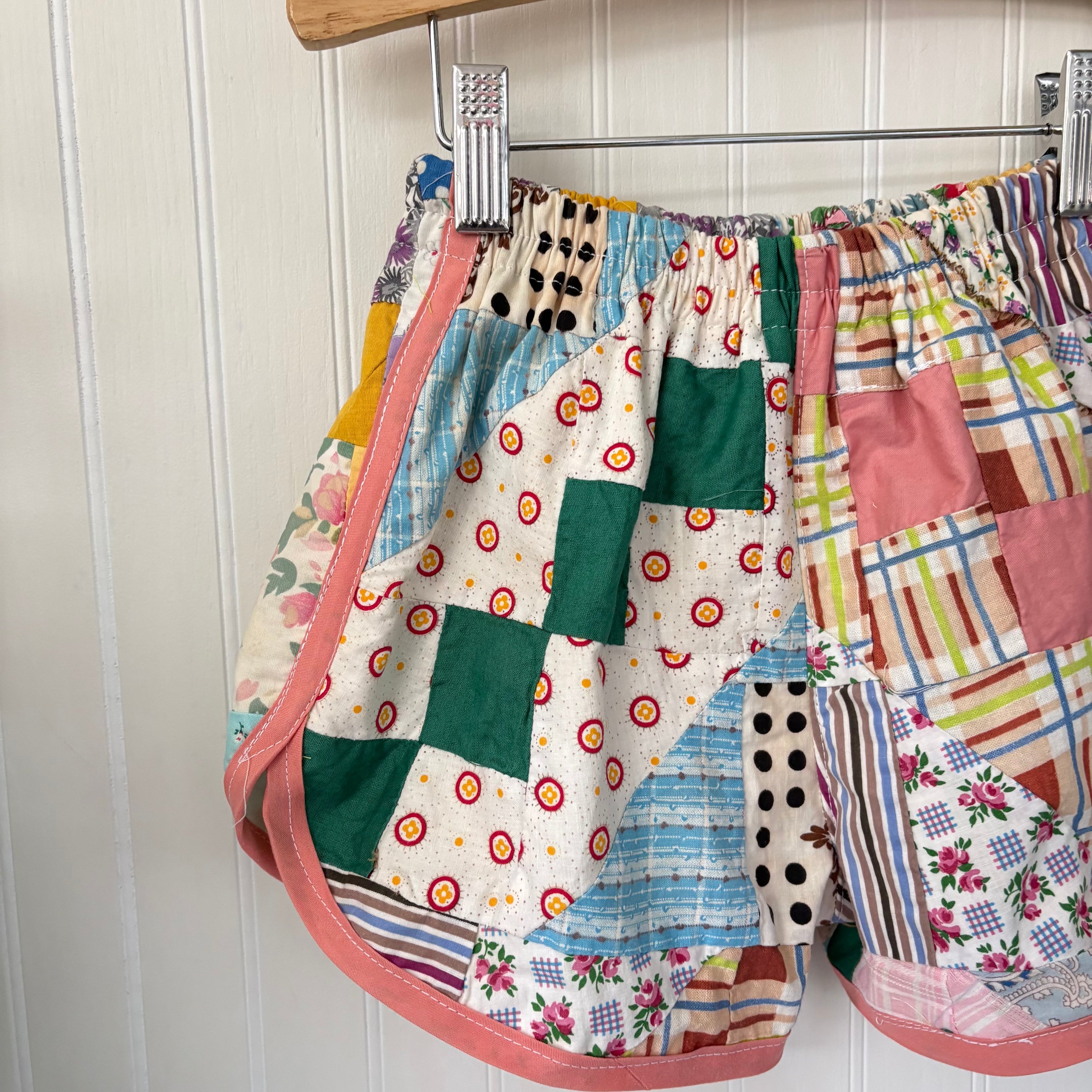 Quilt top track shorts - 4Y