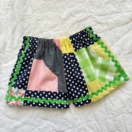 Navy quilt top ric rac picnic shorts - 5Y